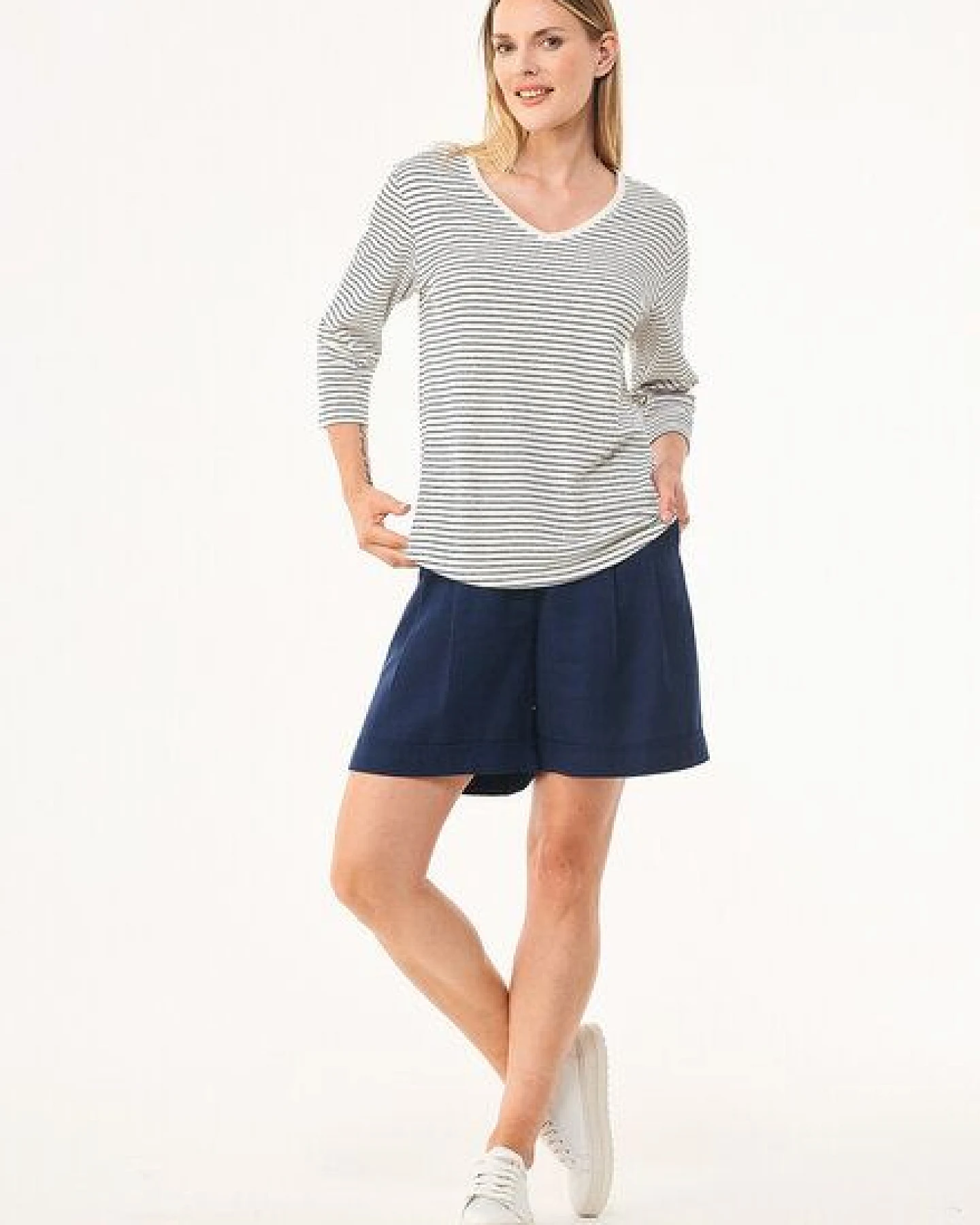 ORGANICATION Gestreiftes 3/4-Arm Shirt aus Bio-Baumwolle und Leinen – Ansicht 2