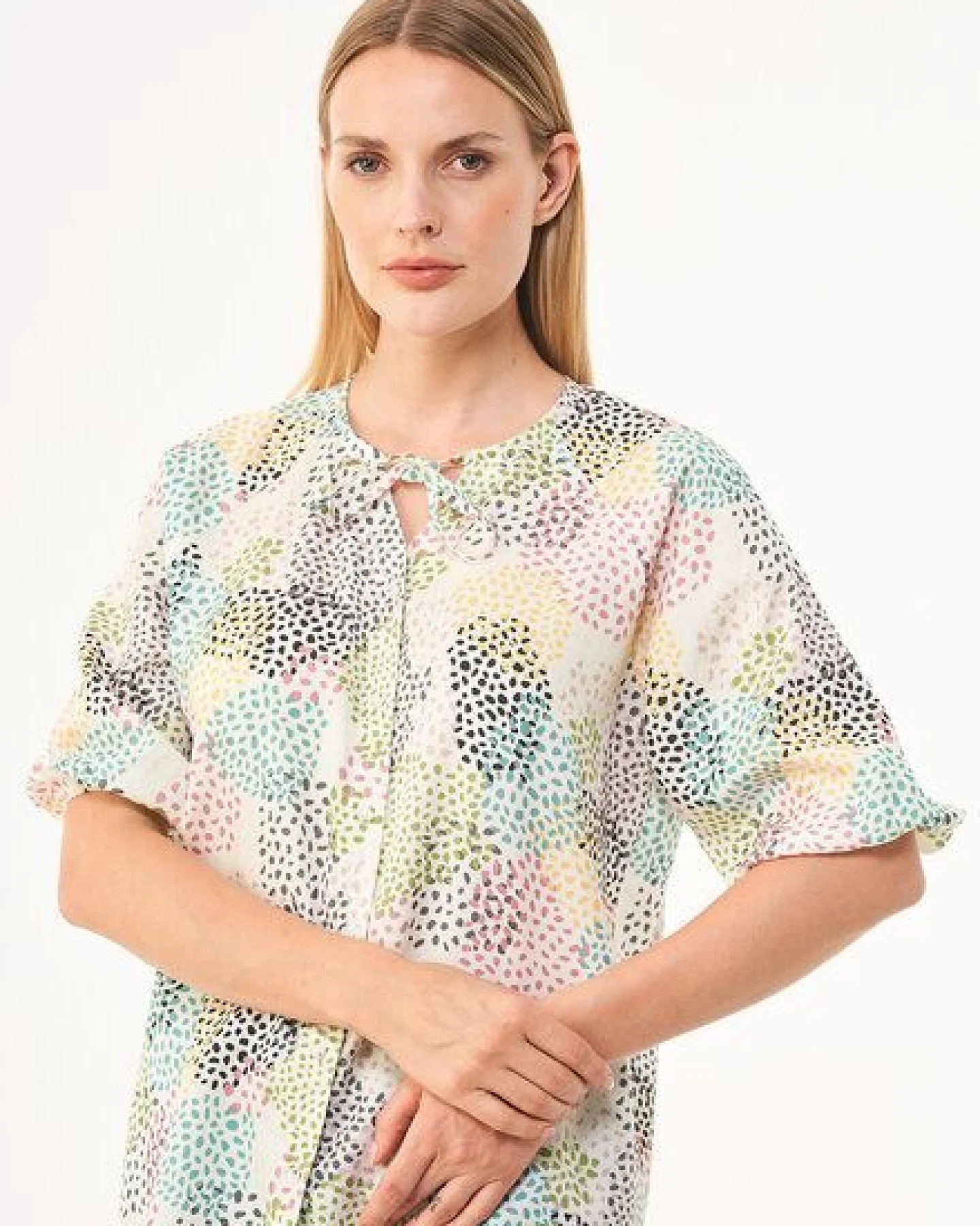 ORGANICATION Bluse aus TENCEL Lyocell mit Allover-Print – Ansicht 3