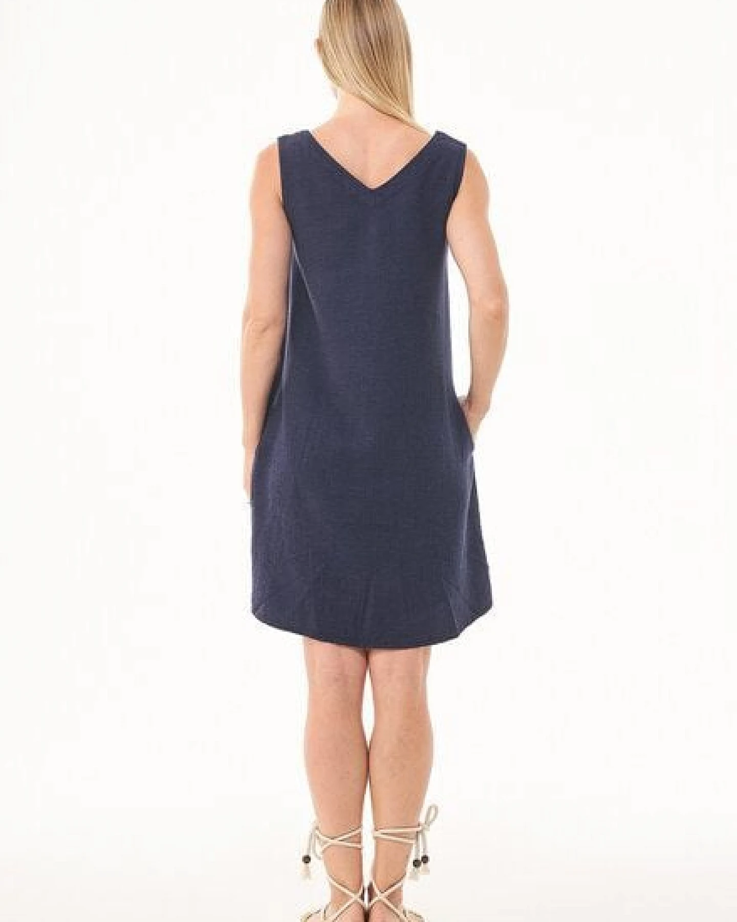 ORGANICATION Kleid aus Bio-Baumwolle und Leinen – Ansicht 4