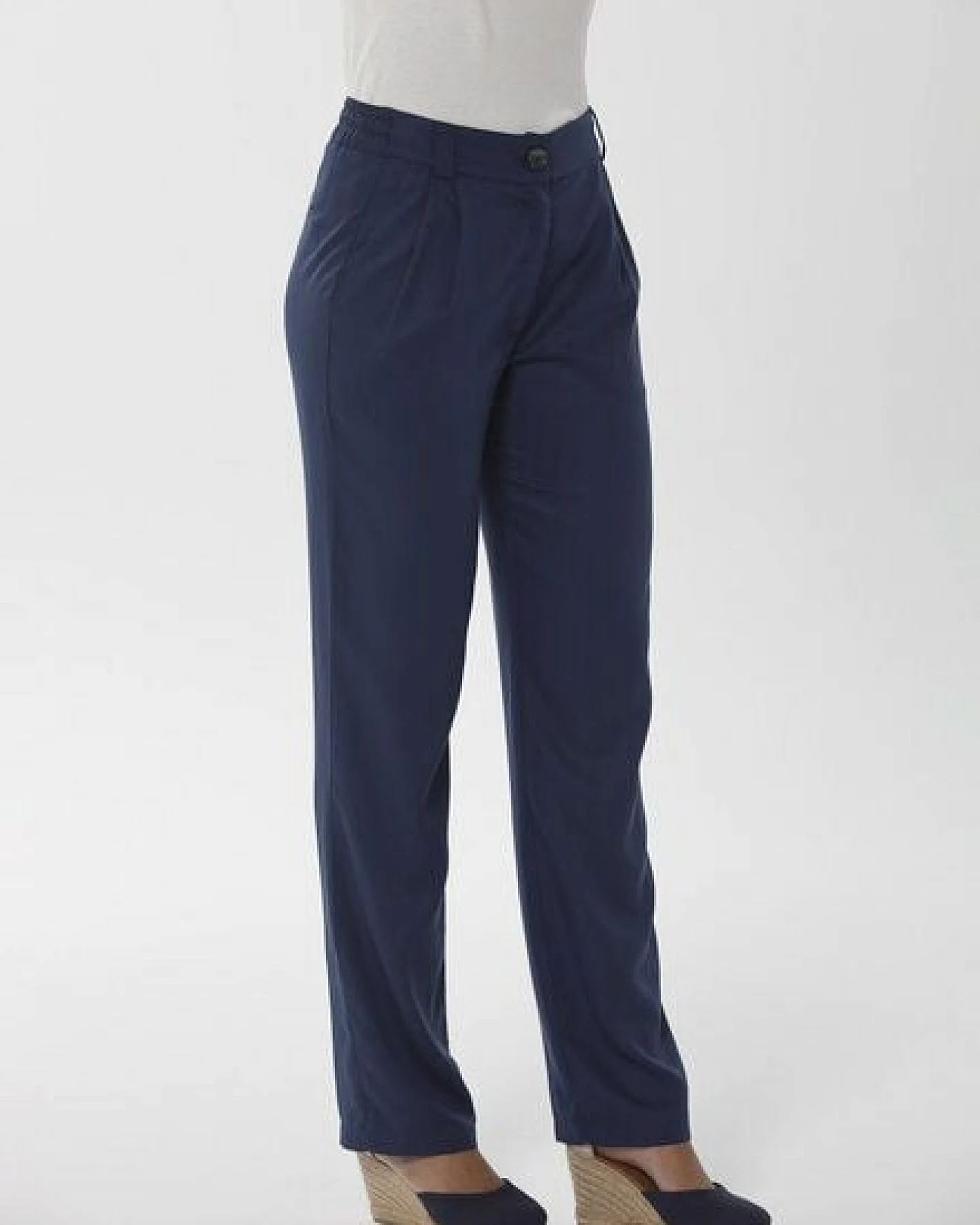 ORGANICATION Hose aus TENCEL Lyocell – Ansicht 3