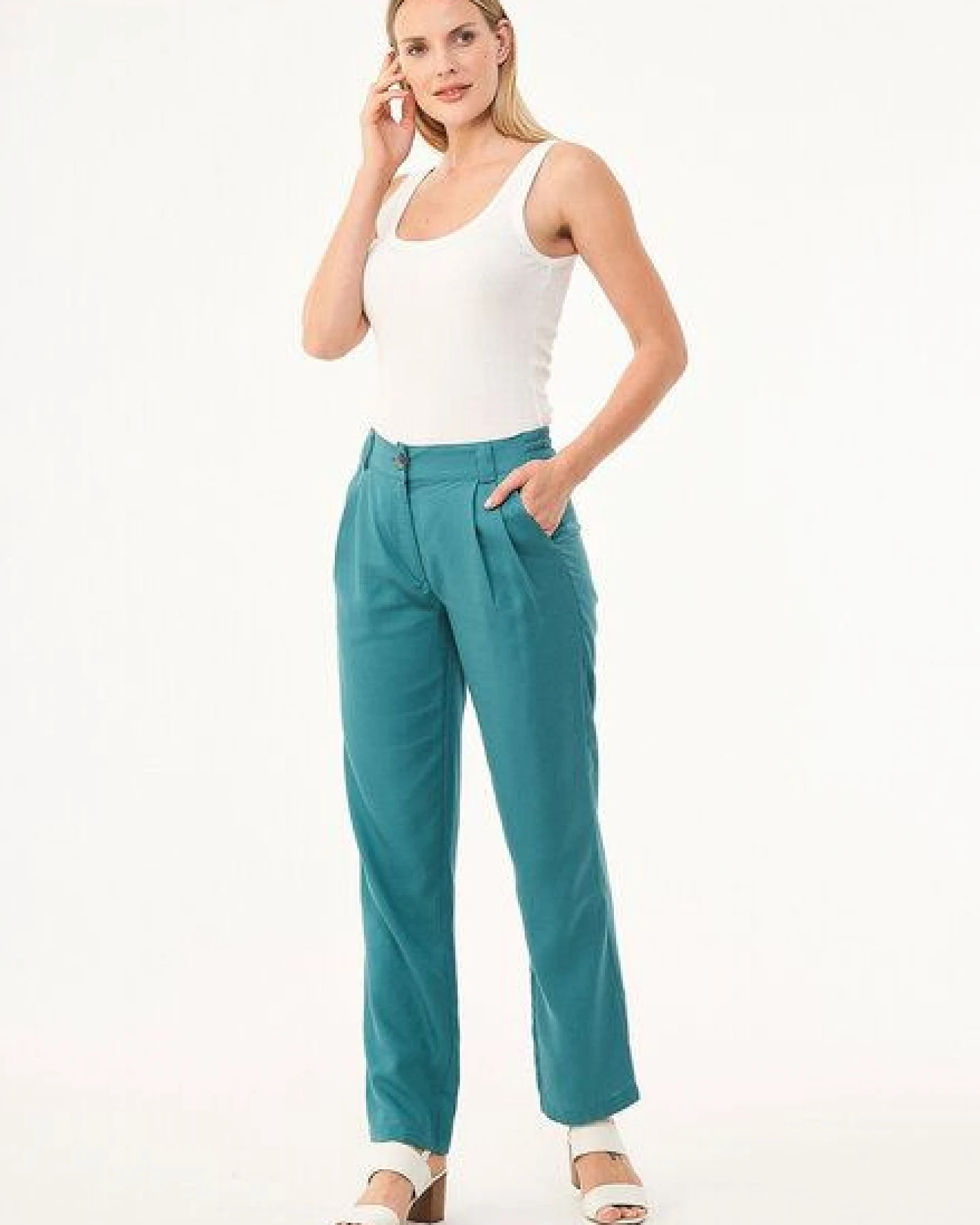 ORGANICATION Hose aus TENCEL Lyocell – Ansicht 2
