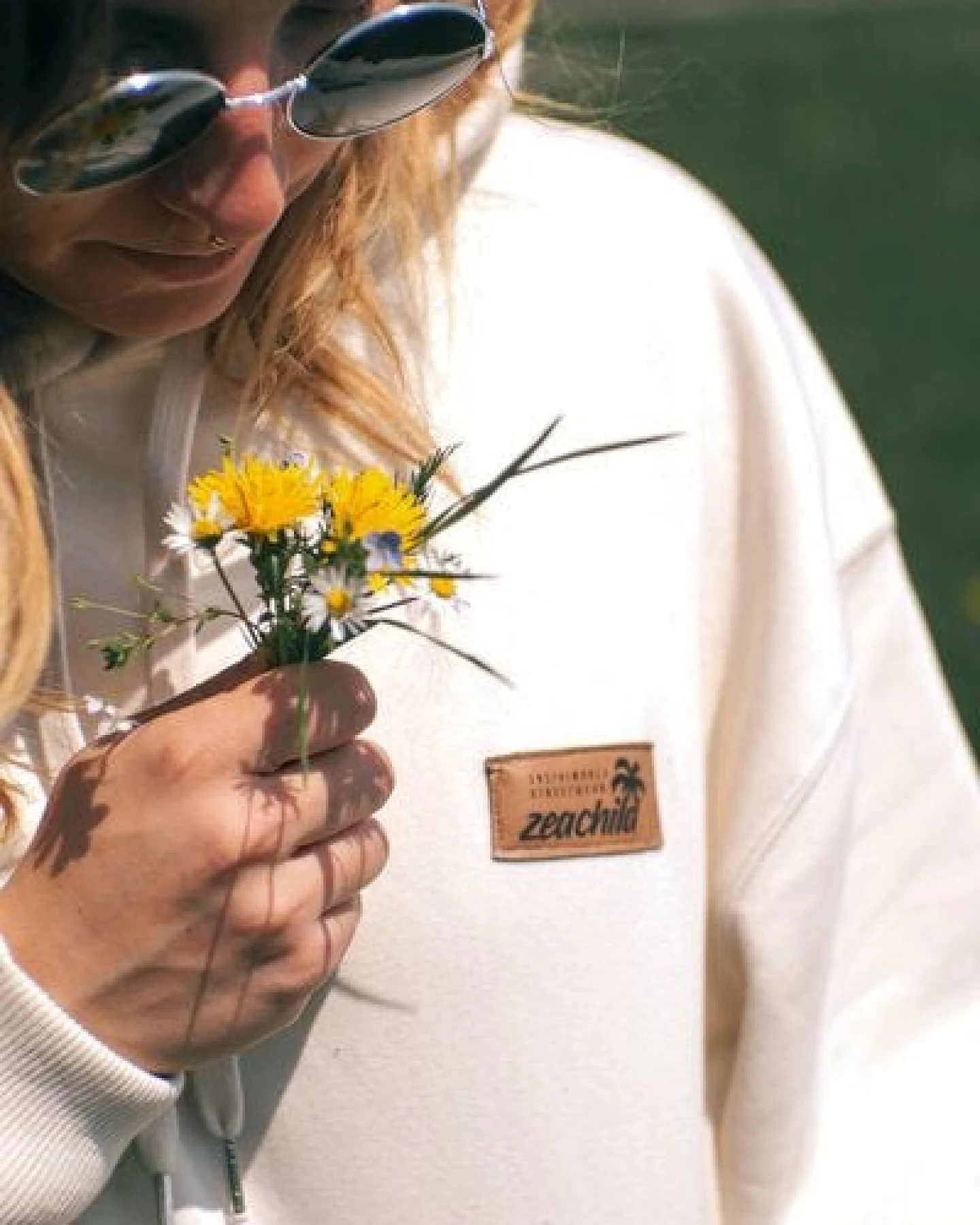 Zeachild Hump back to the Mountains Hoodie – Ansicht 3