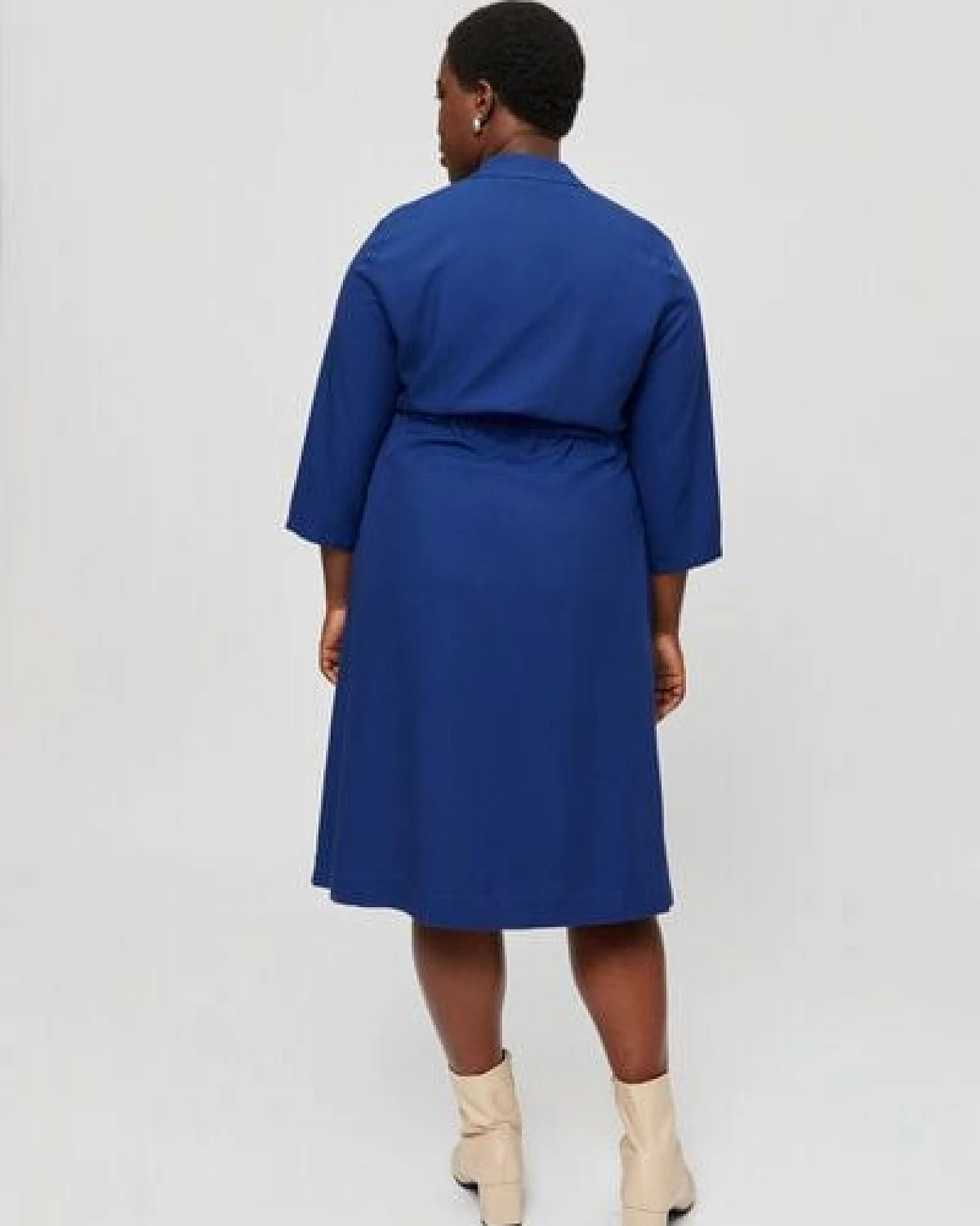 AYANI Sandra – Ansicht 4