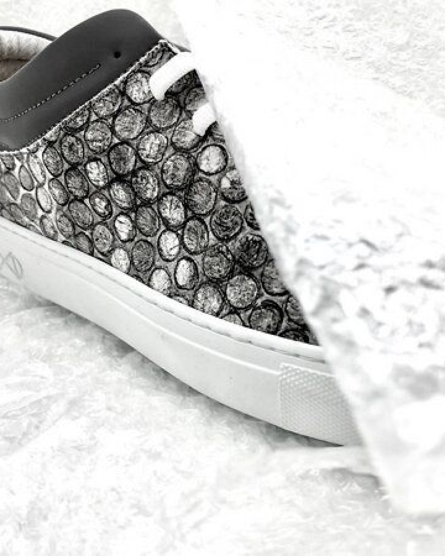 Veganer Sneaker "nat-2 Sleek Low Bubble Wrap" MEN aus upcycled Luftpolsterfolie – Ansicht 3
