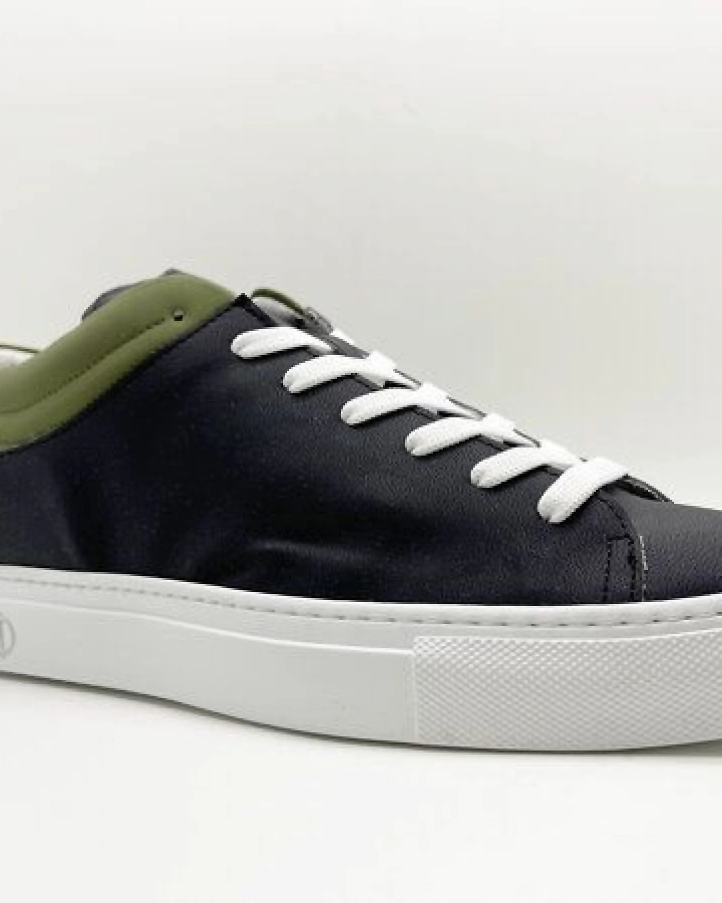 Veganer Sneaker "nat-2 Sleek Low Fruits" aus upcycled Orangen- und Kaktusresten – Ansicht 2