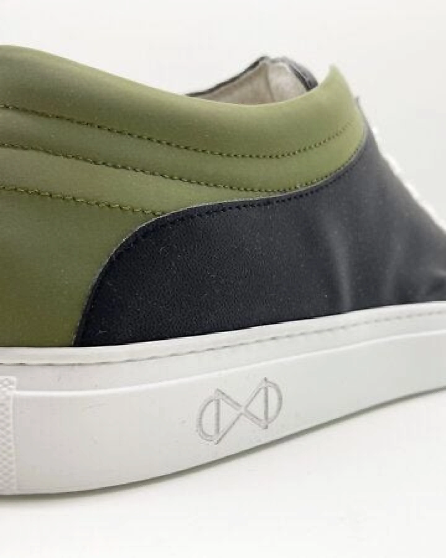 Veganer Sneaker "nat-2 Sleek Low Fruits" aus upcycled Orangen- und Kaktusresten – Ansicht 3