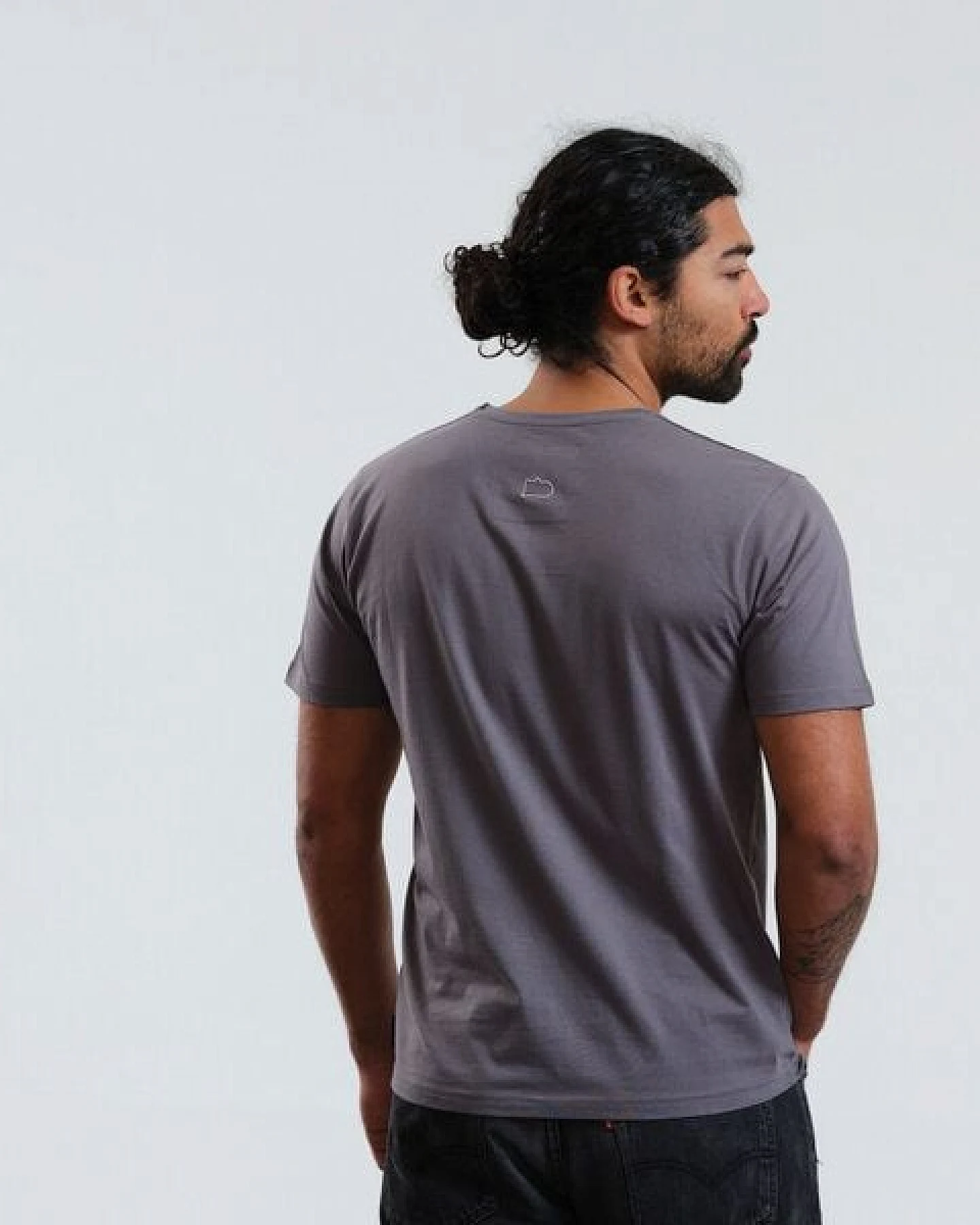 GARY MASH T-Shirt At Peace aus Bio-Baumwolle – Ansicht 4