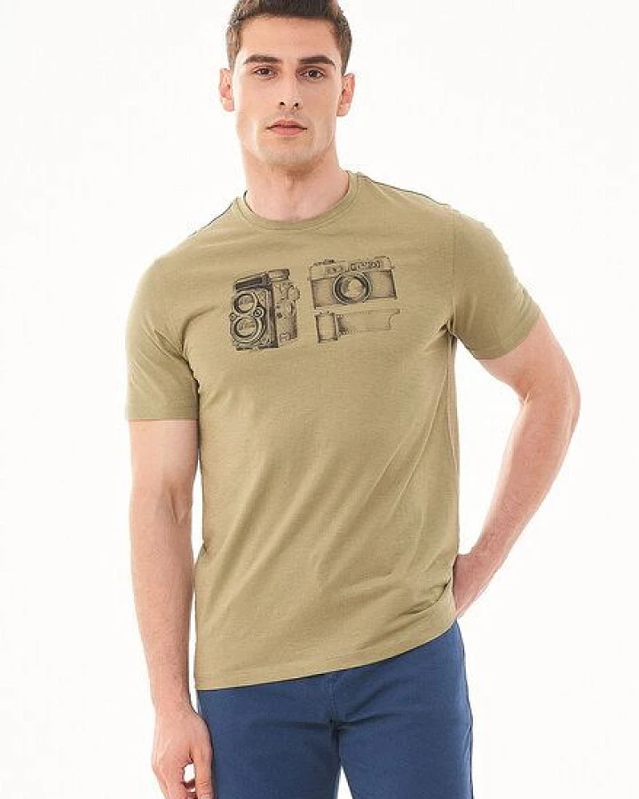 ORGANICATION T-Shirt aus Bio-Baumwolle mit Kamera-Print