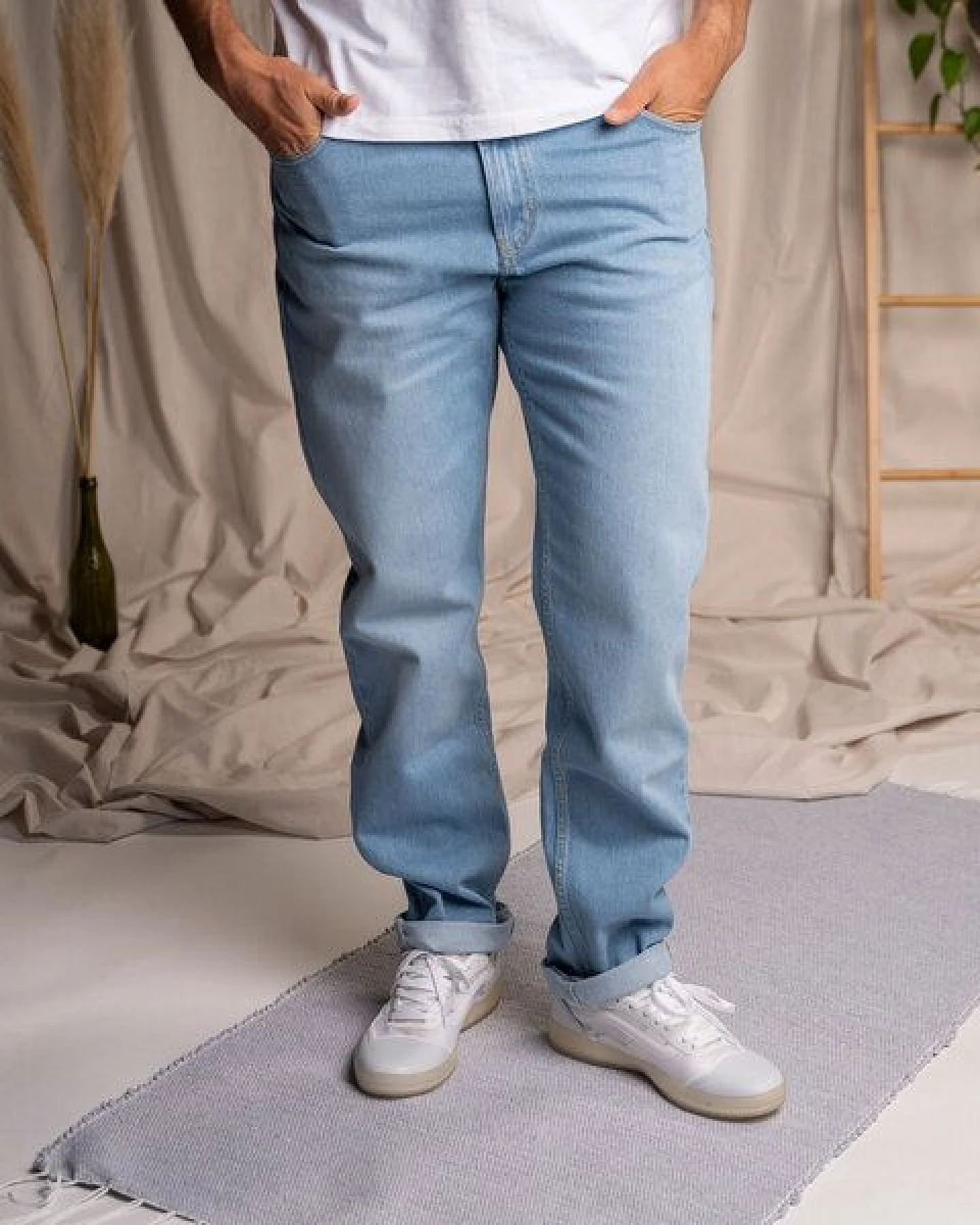 Vresh Clothing Valco - Regular Jeans aus Biobaumwoll-Mix – Ansicht 4