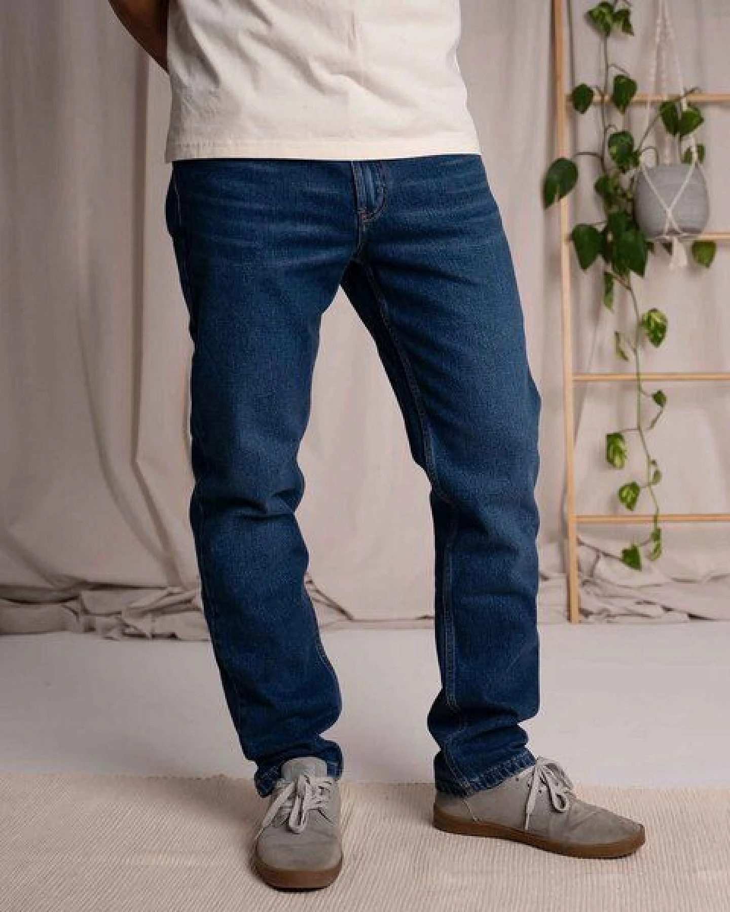 Vresh Clothing Valco - Regular Jeans aus Biobaumwoll-Mix – Ansicht 4