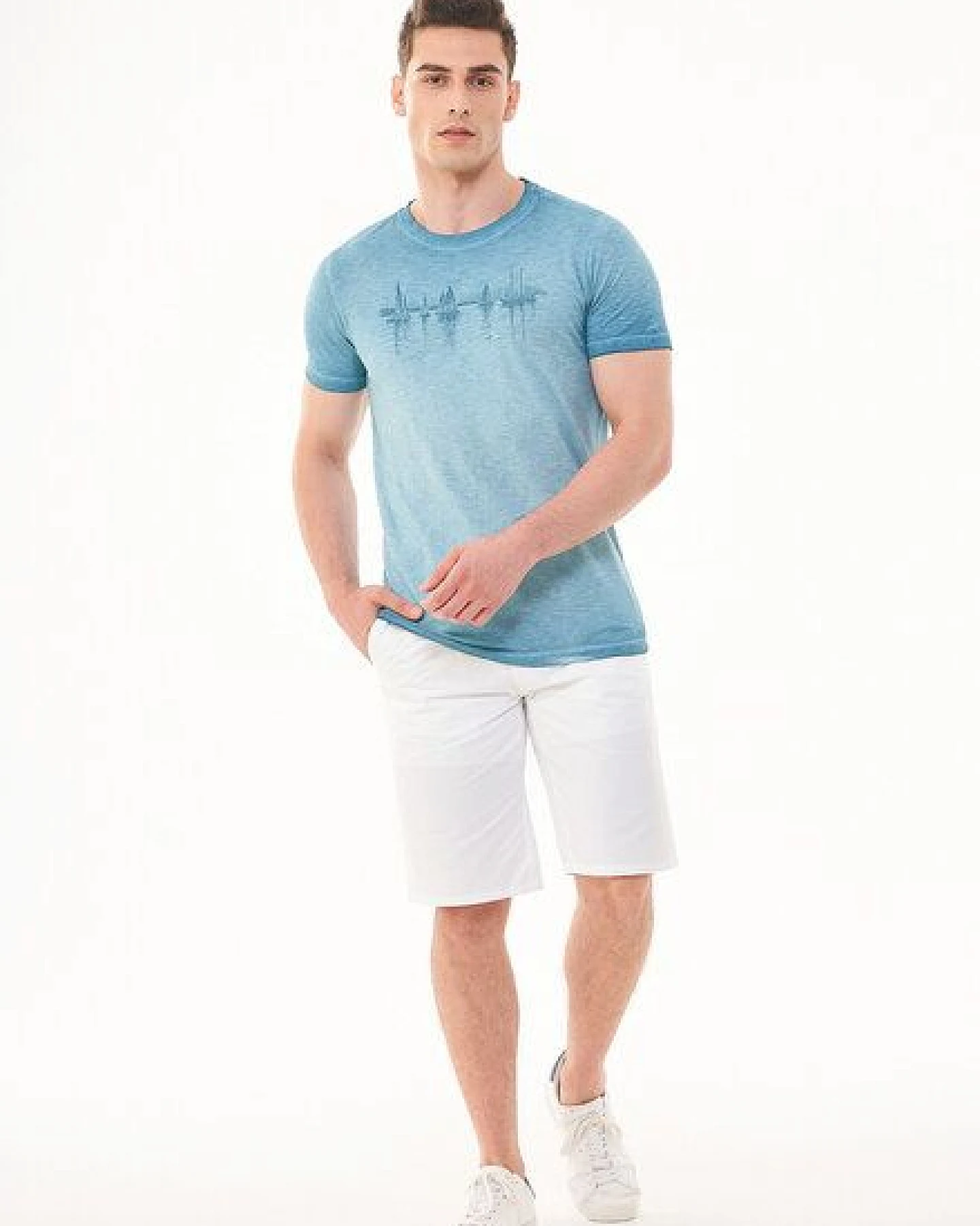 ORGANICATION Cold Pigment Dyed T-Shirt aus Bio-Baumwolle mit Print – Ansicht 2