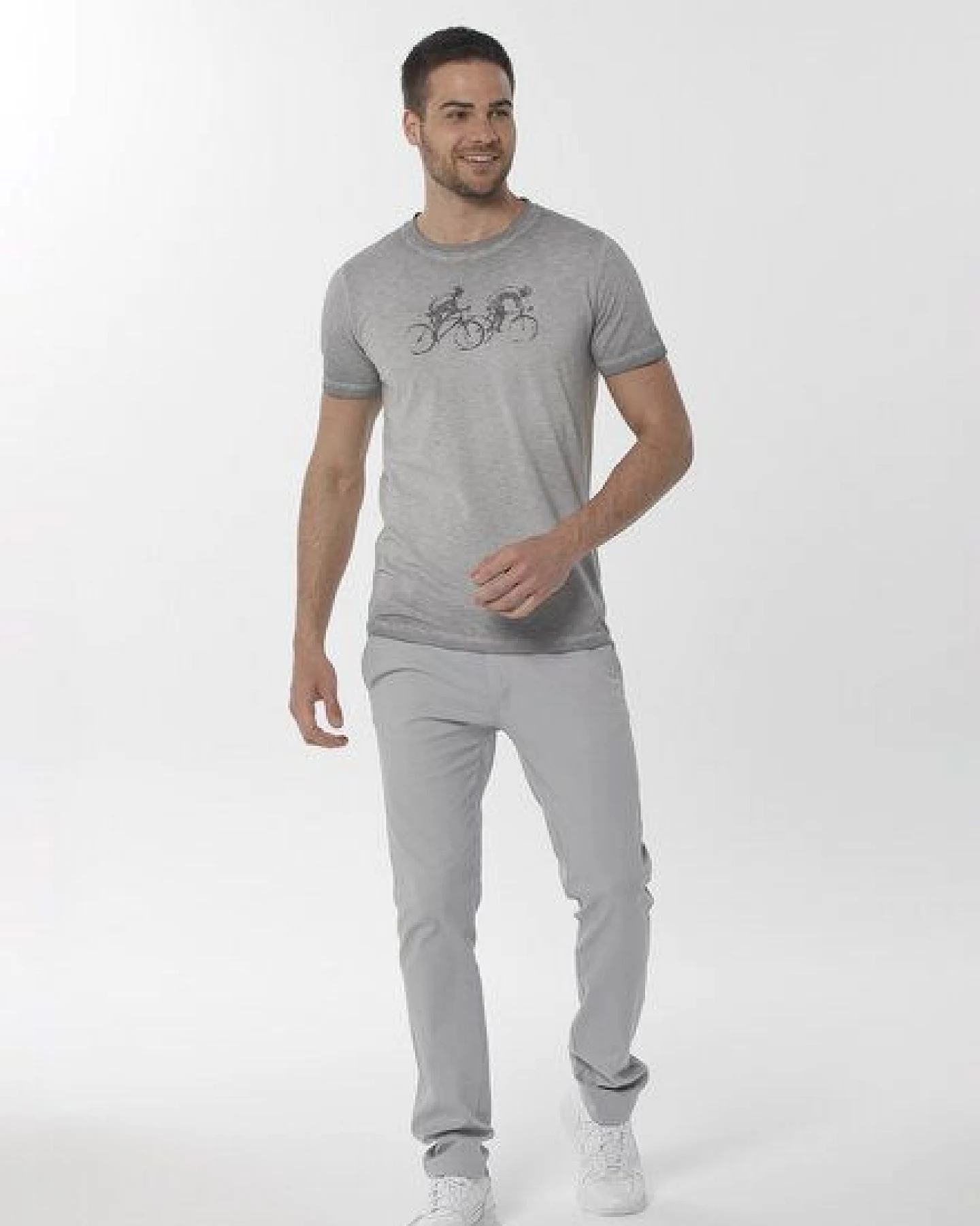ORGANICATION Cold Pigment Dyed T-Shirt aus Bio-Baumwolle mit Print – Ansicht 3
