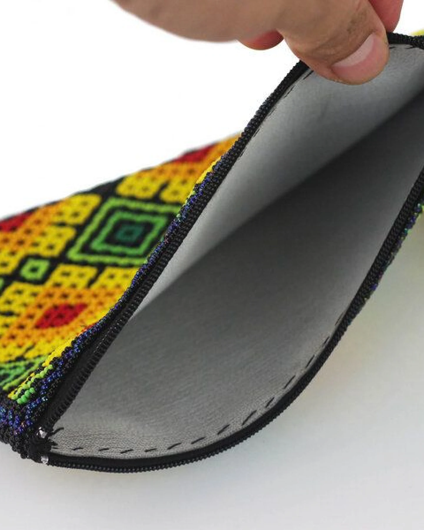 Mitienda Shop Clutch aus Glasperlen, Huichol Unikat aus Mexiko – Ansicht 2