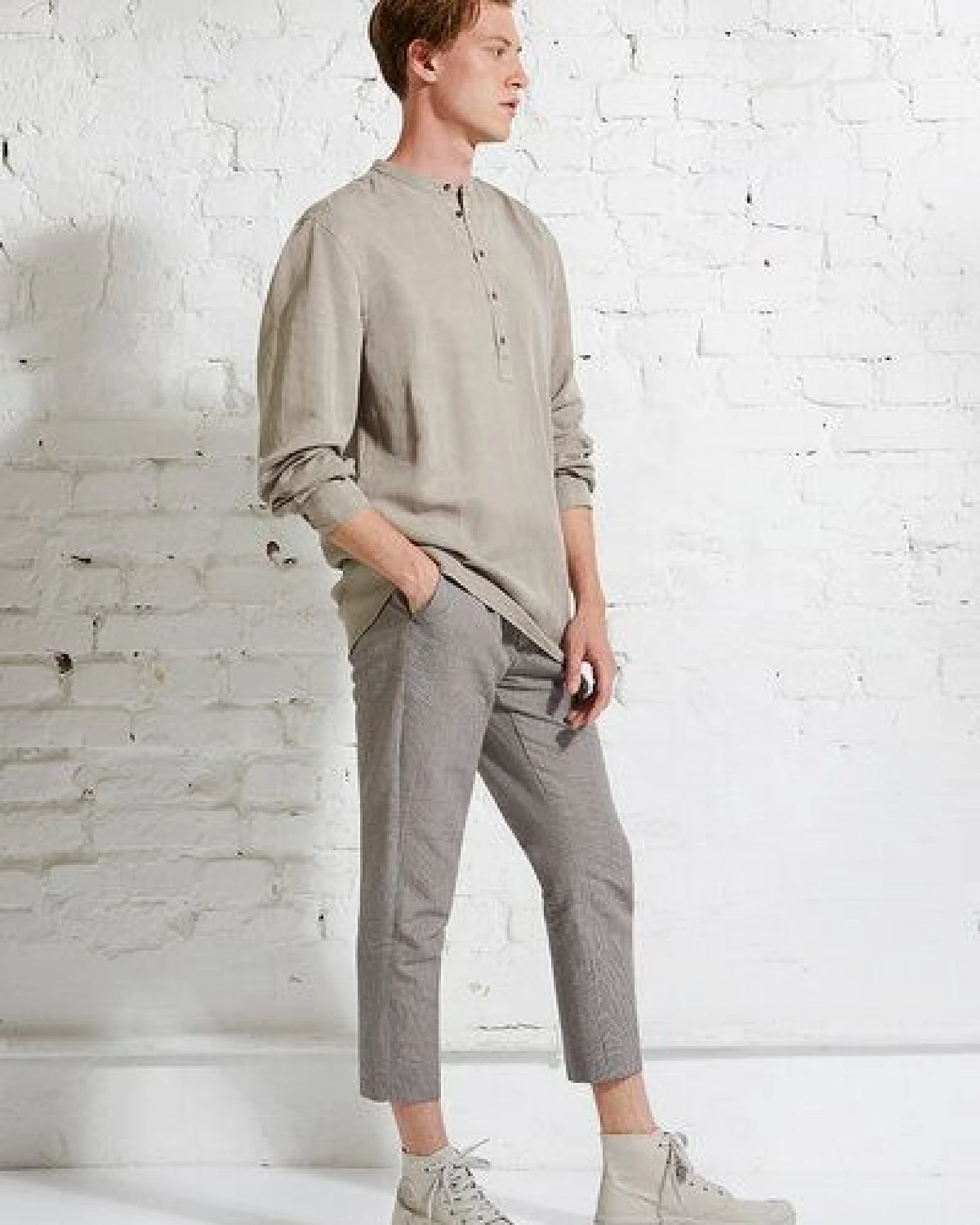 Wunderwerk Herrenhemd ohne Kragen aus Lyocell (TENCEL) & Leinen – Ansicht 2