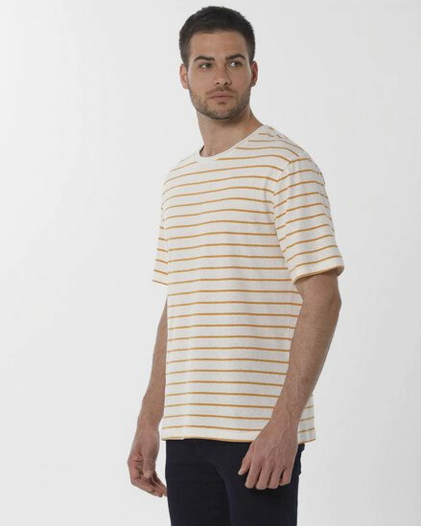 ORGANICATION Gestreiftes T-Shirt aus Bio-Baumwolle und Leinen – Ansicht 3