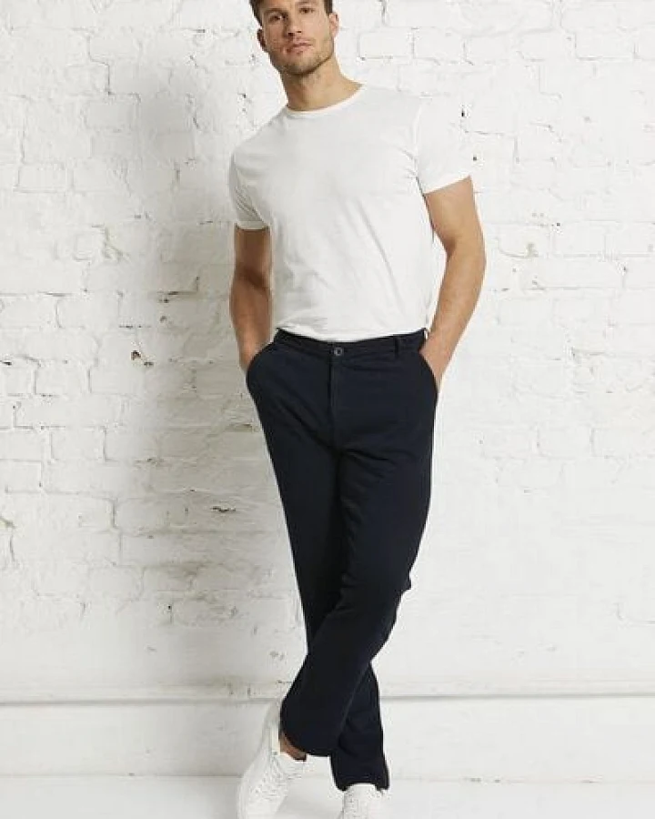 Wunderwerk Herrenhose aus Bio-Baumwolle "Robin wellness chino"