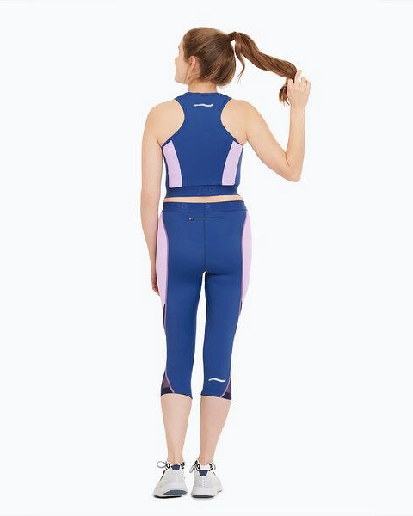 TAO Sportswear Kurzes Damen Lauftop Moana mit Reflektoren – Ansicht 2