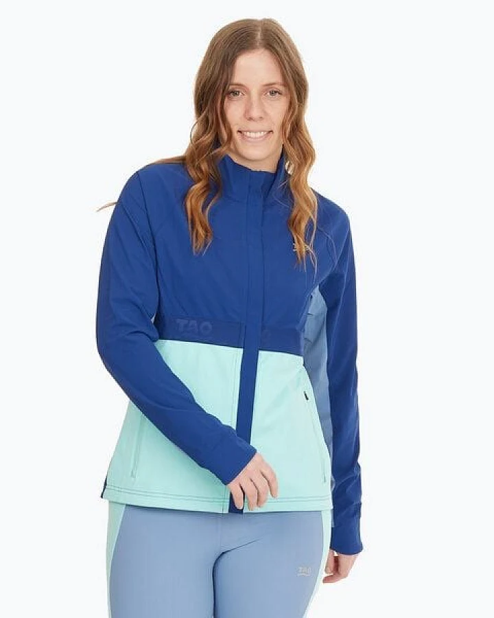 TAO Sportswear Atmungsaktive Damen Laufjacke Nerea mit UV-Schutz