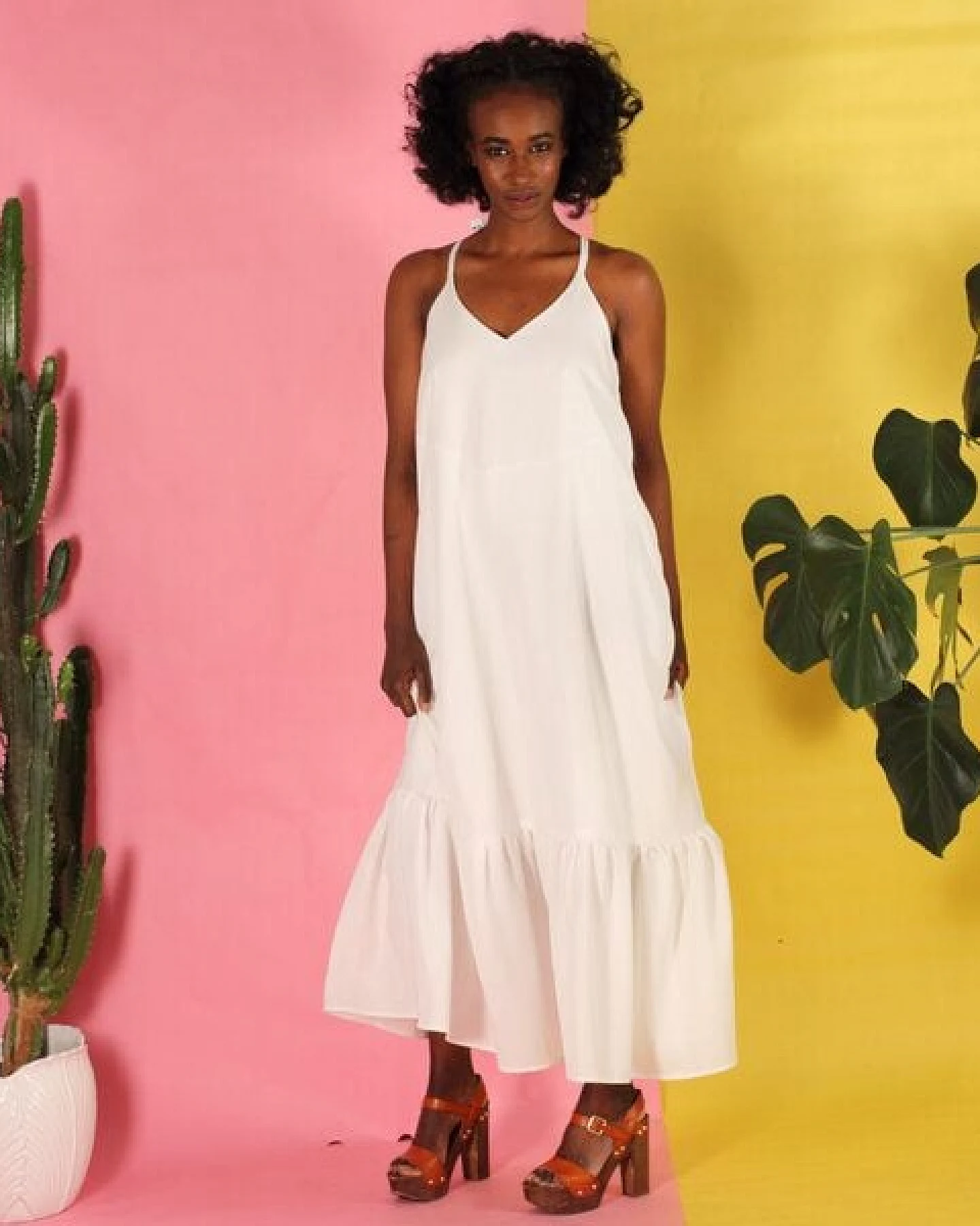 ManduTrap Volantkleid Saram aus Tencel – Ansicht 4