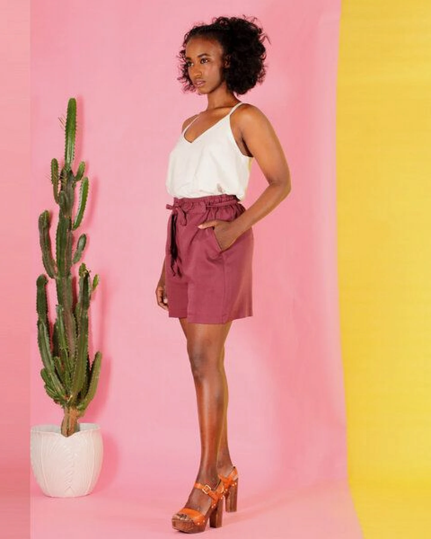 ManduTrap Tencel Shorts Alohma/ berry – Ansicht 2