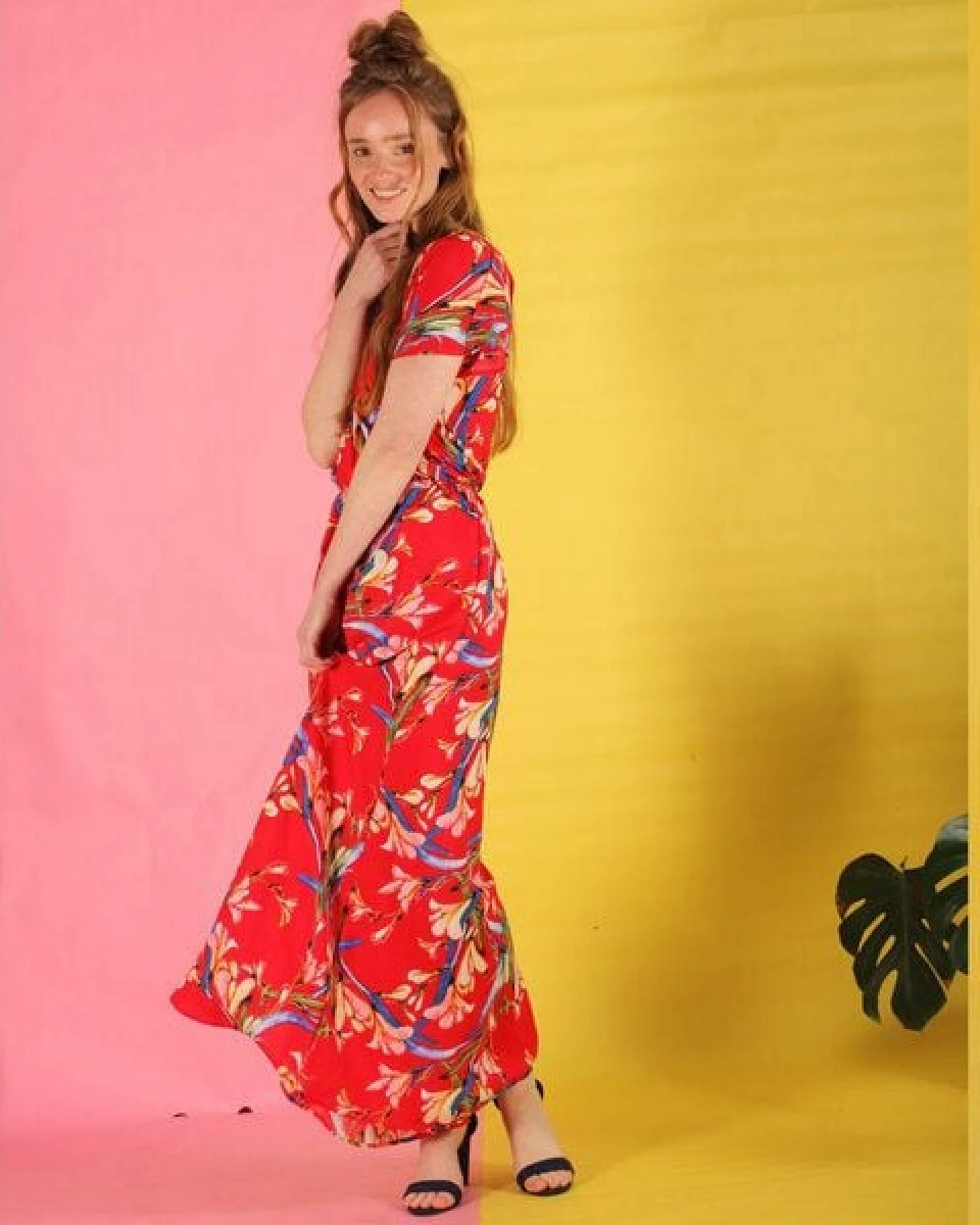 ManduTrap Rot gemustertes Sommerkleid Hanita – Ansicht 3