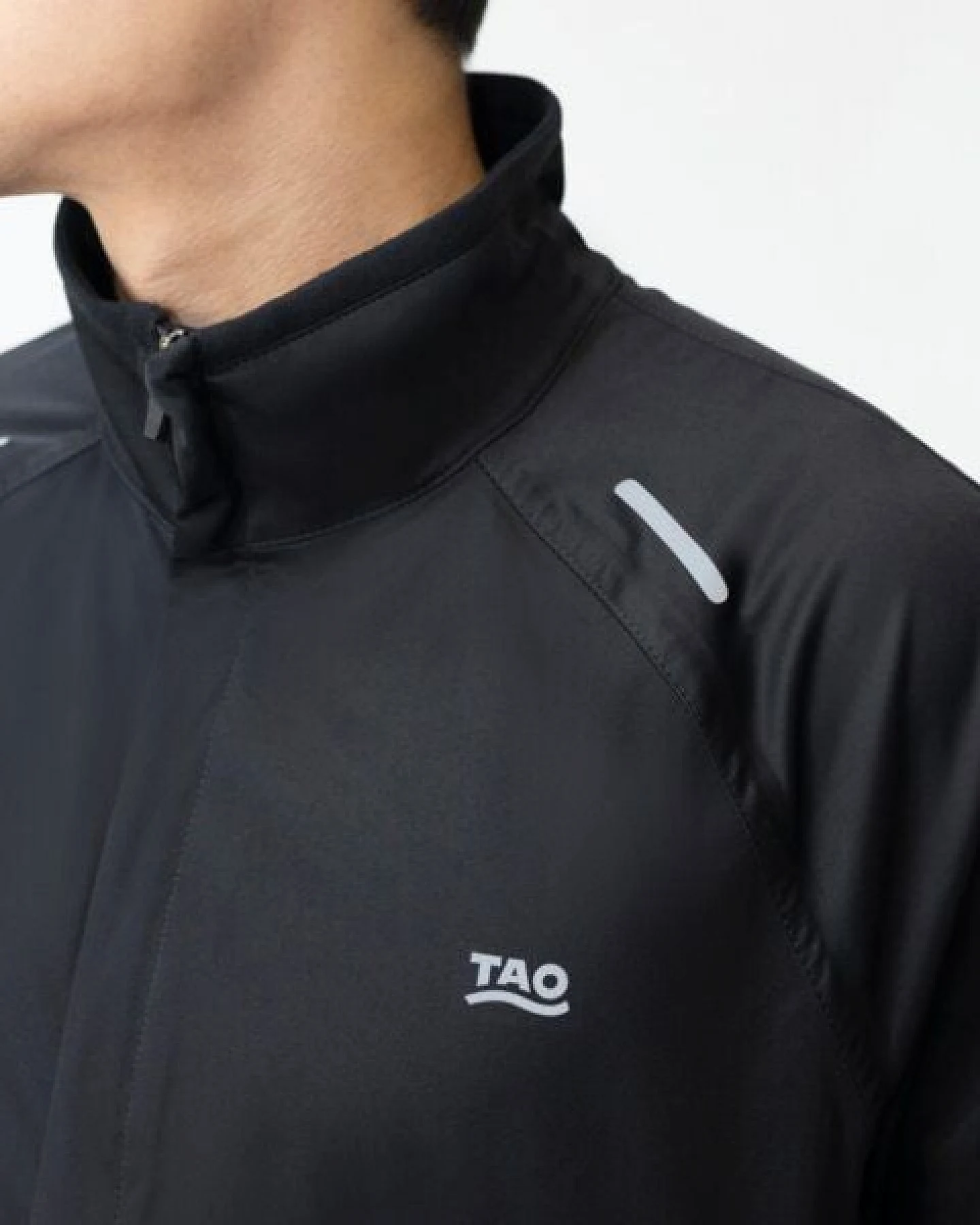 TAO Sportswear Klimazonen Herren Laufjacke Pero mit wasserdichten Zonen – Ansicht 4