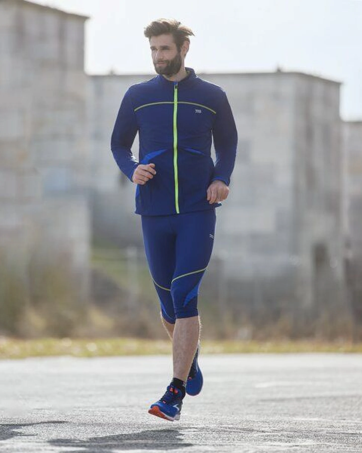 TAO Sportswear Atmungsaktive Herren Laufjacke Bleon mit UV-Schutz – Ansicht 4