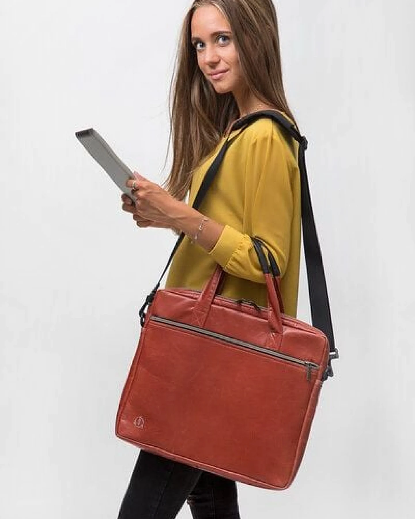 Smateria IKI Leader vegane handgefertigte Laptoptasche 15,6 Zoll – Ansicht 3