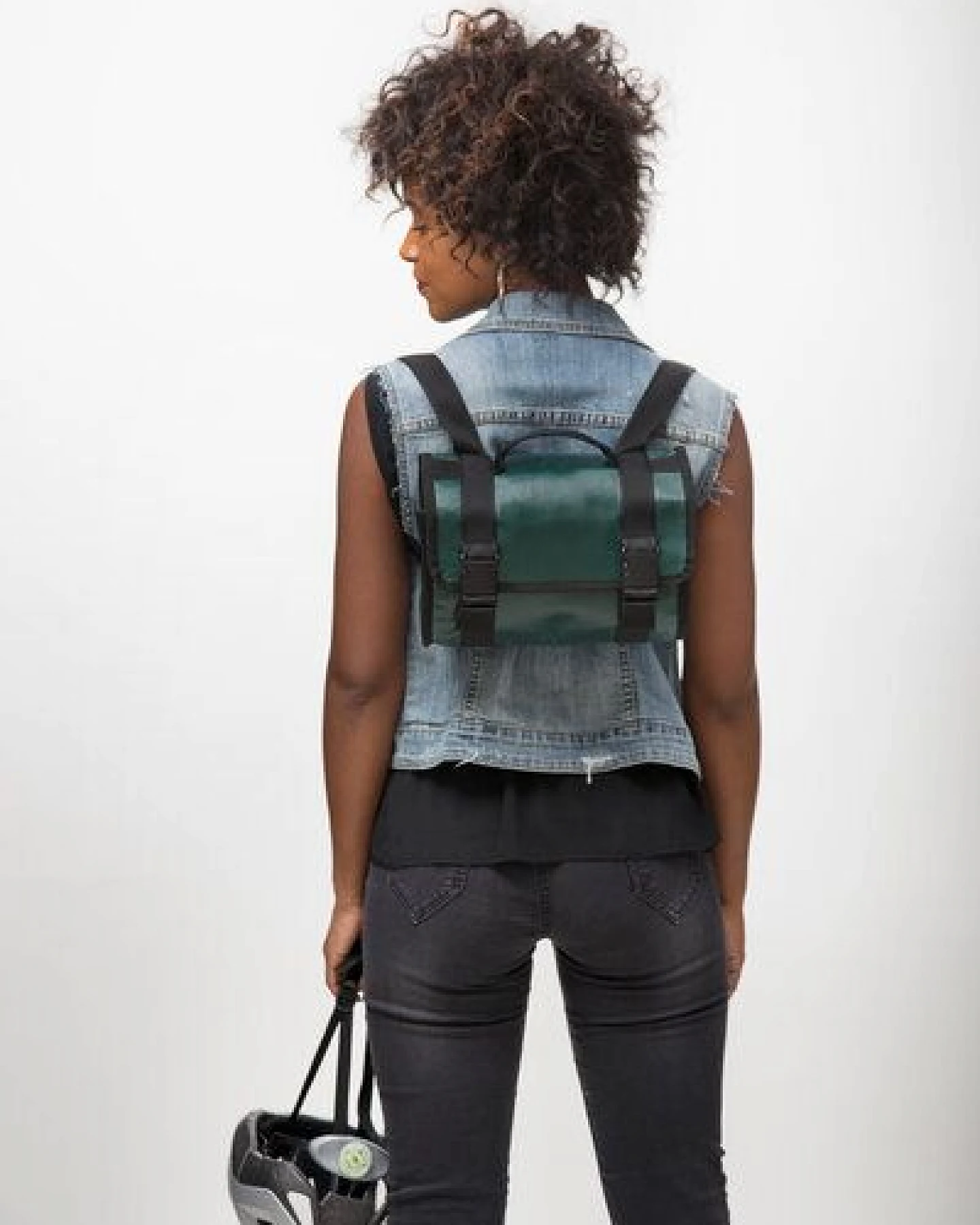 Smateria IKI vegane handgefertigte Fahrradtasche recycelt- Satteltasche/ Umhängetasche – Ansicht 3