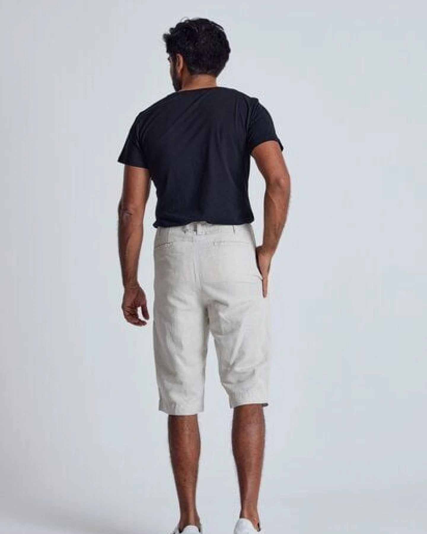 Flax and Loom Leinen Shorts Modell: Bird – Ansicht 3