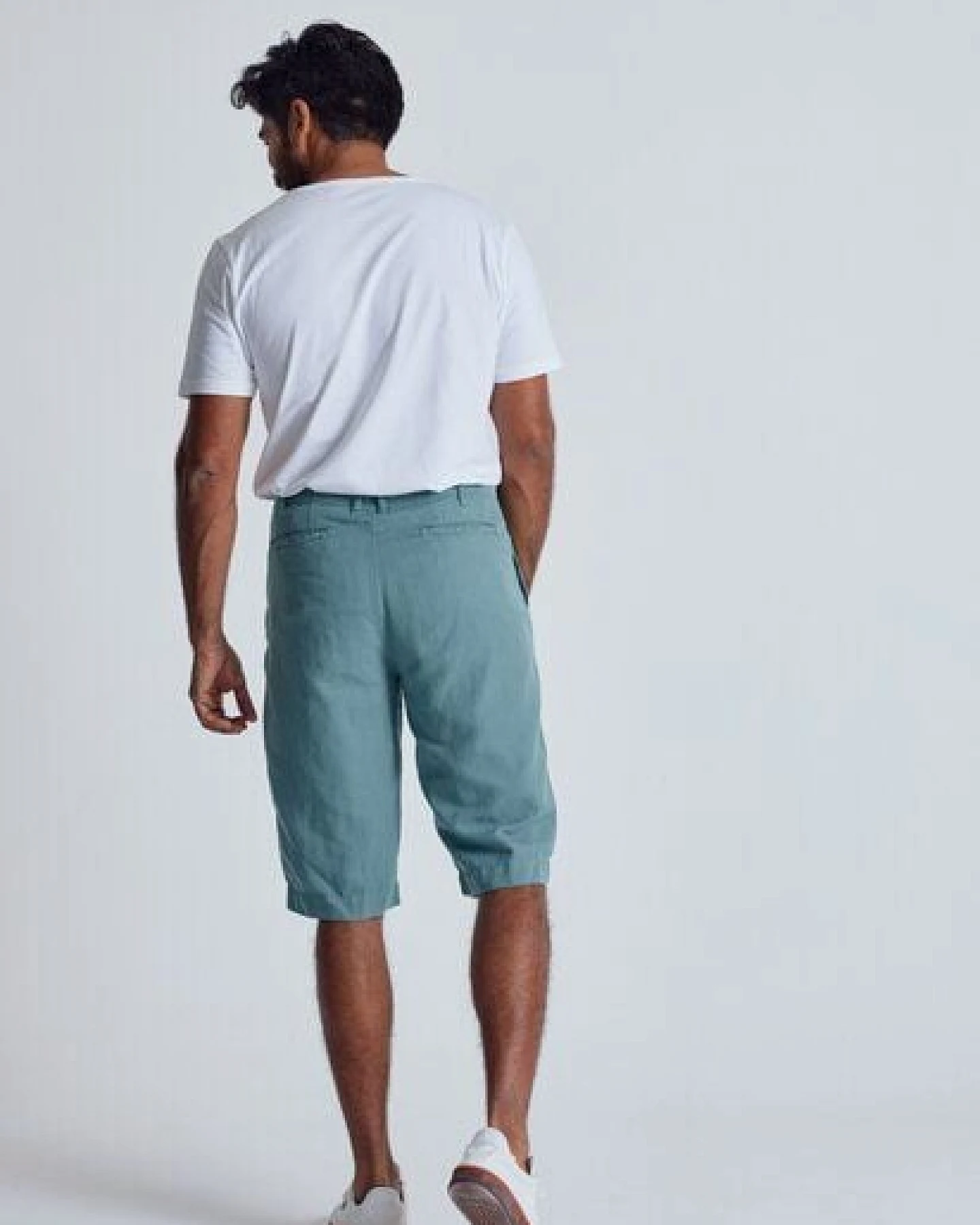 Flax and Loom Leinen Shorts Modell: Bird – Ansicht 3