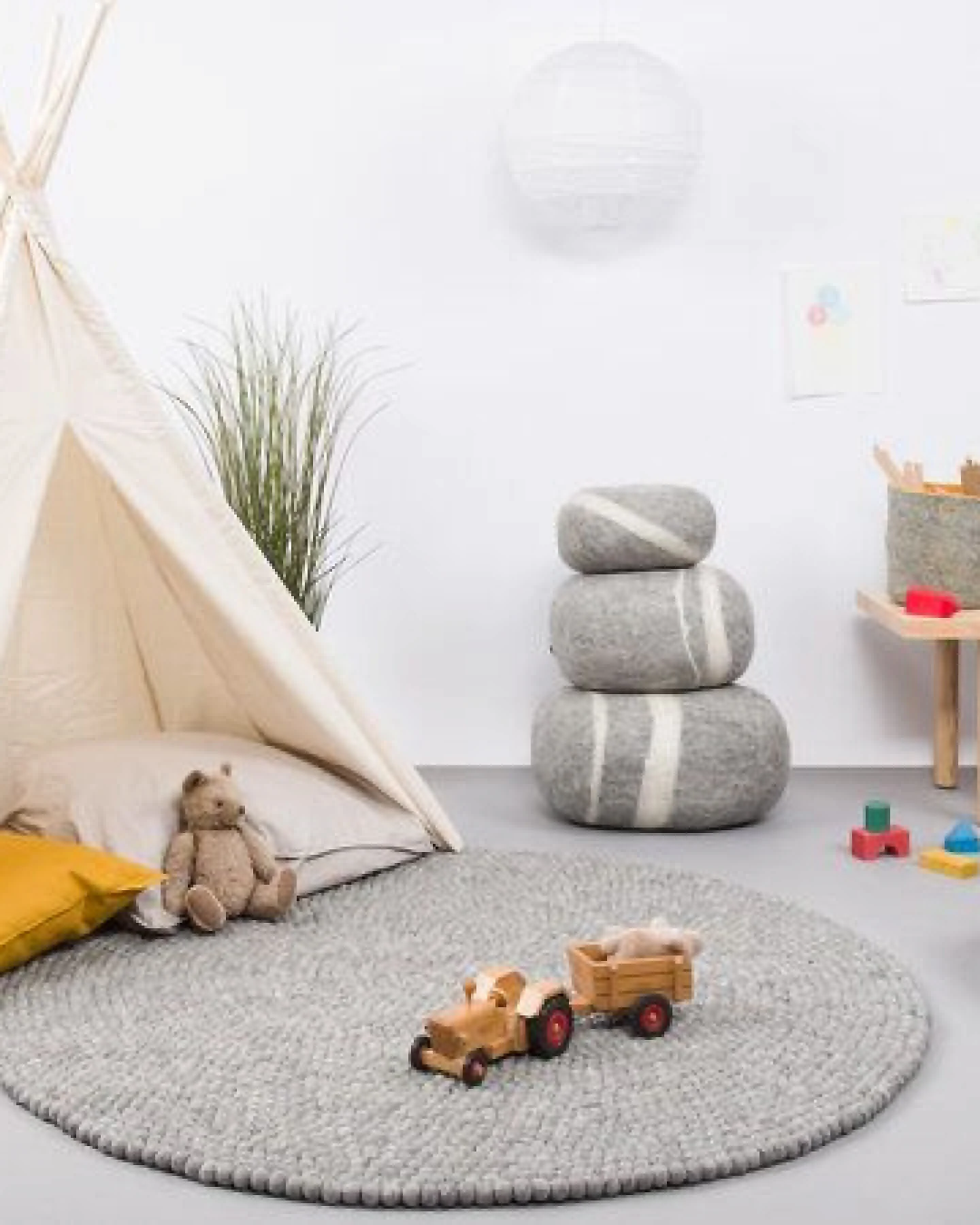 myfelt Filzkugelteppich rund, 100% Schurwolle – Ansicht 2