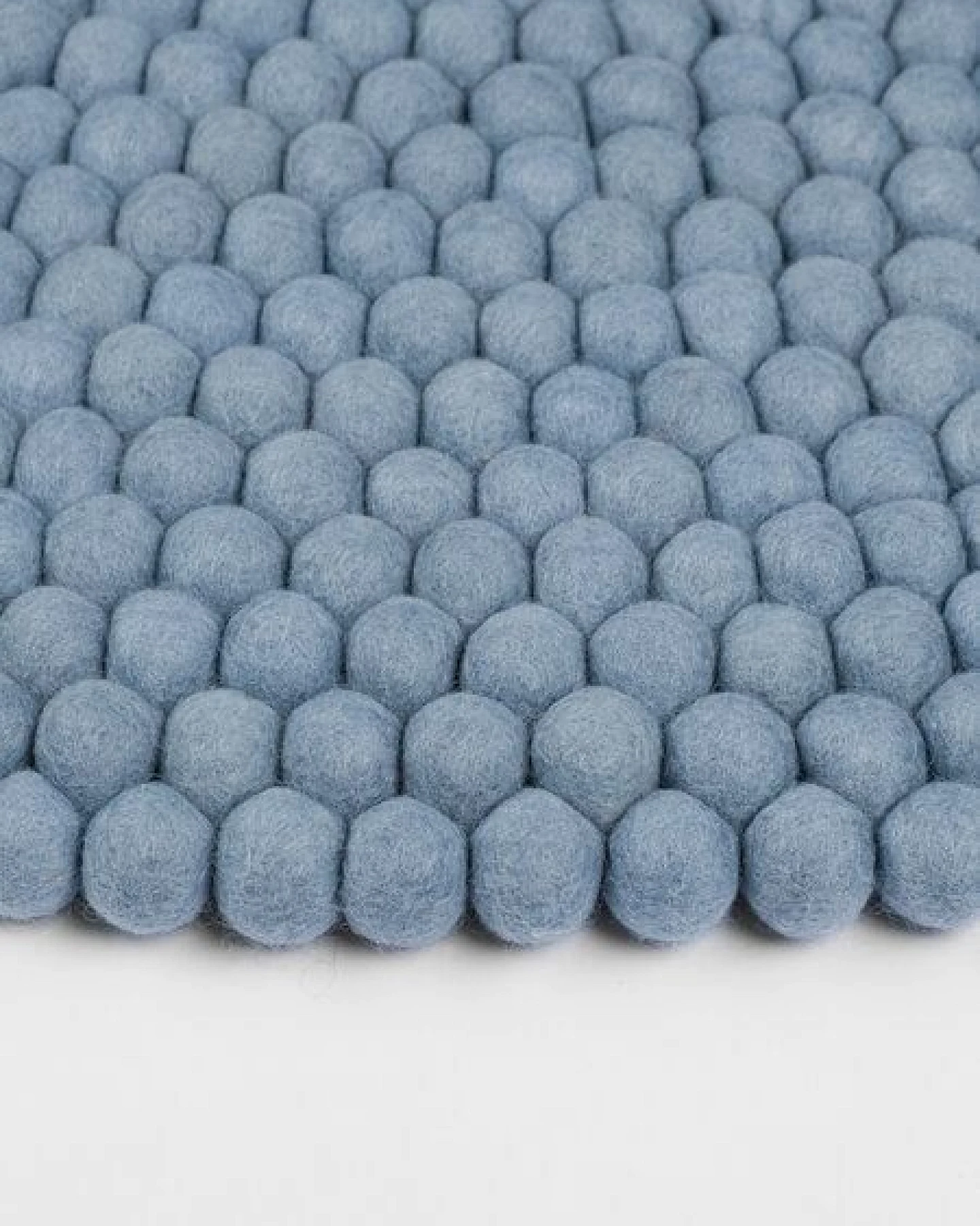 myfelt Filzkugelteppich rund, 100% Schurwolle – Ansicht 3