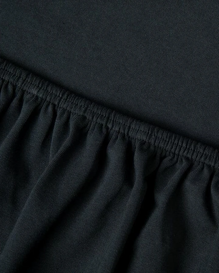 Schwarz
