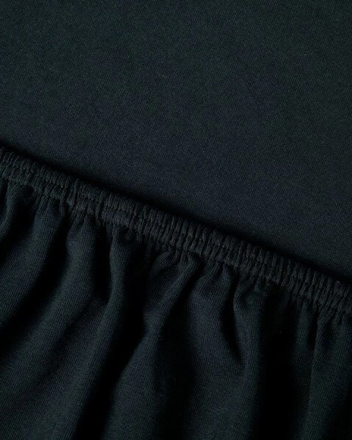 Schwarz