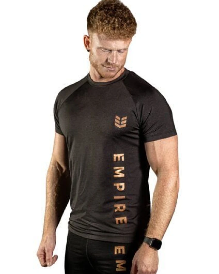Empire Embodied Sportswear Recyceltes T-Shirt Training Funktionsshirt aus Polyester enganliegend Laufshirt