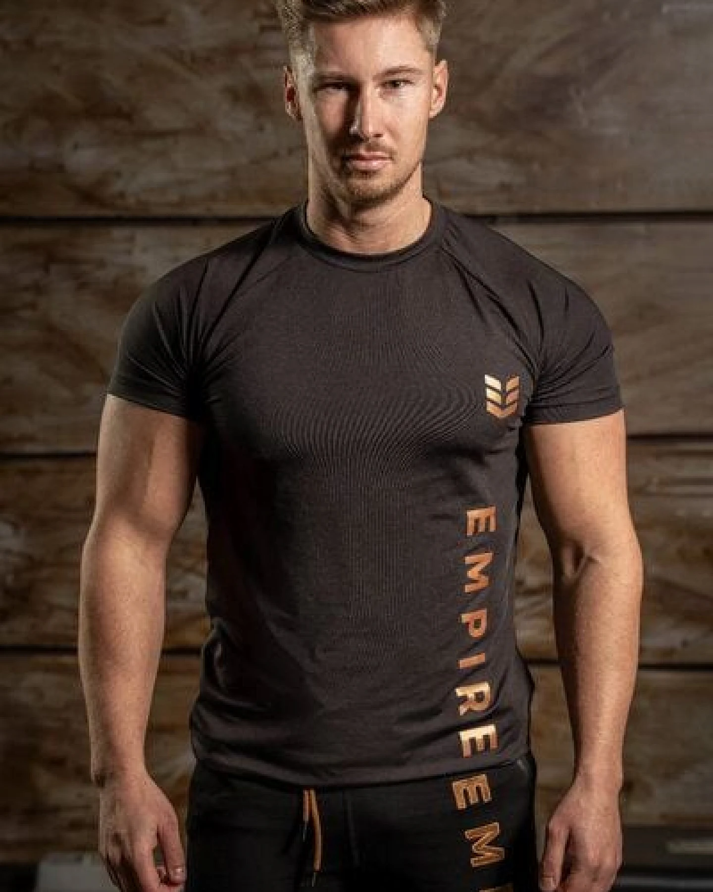 Empire Embodied Sportswear Recyceltes Herren T-Shirt Funktionsshirt Rundhals, enganliegend – Training & Laufen – Ansicht 3
