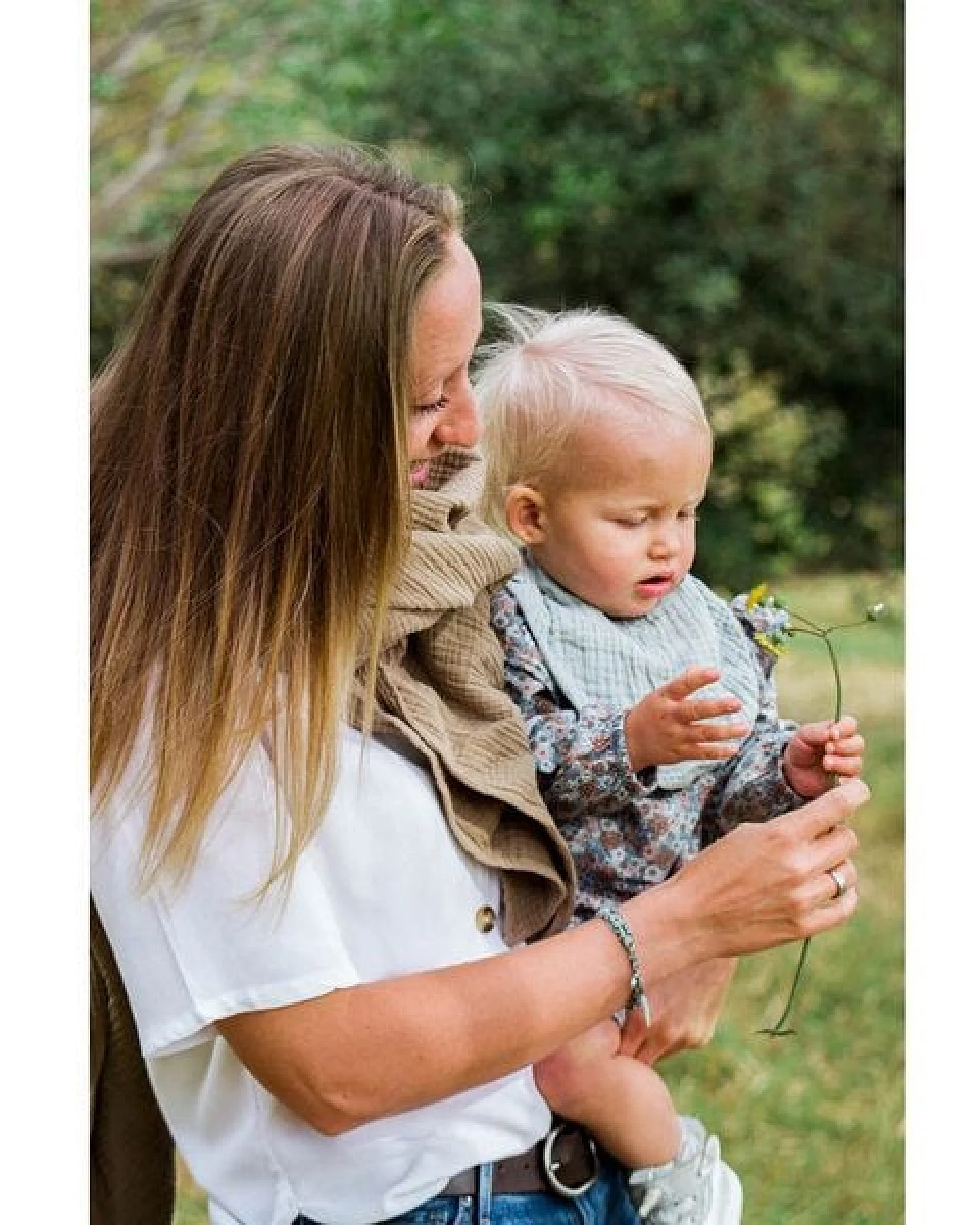 Hutch&Putch Musselin Lätzchen - Dreieckstuch mit Druckknopf für Baby (0-2 Jahre) aus 100% Bio-Baumwolle – Ansicht 4