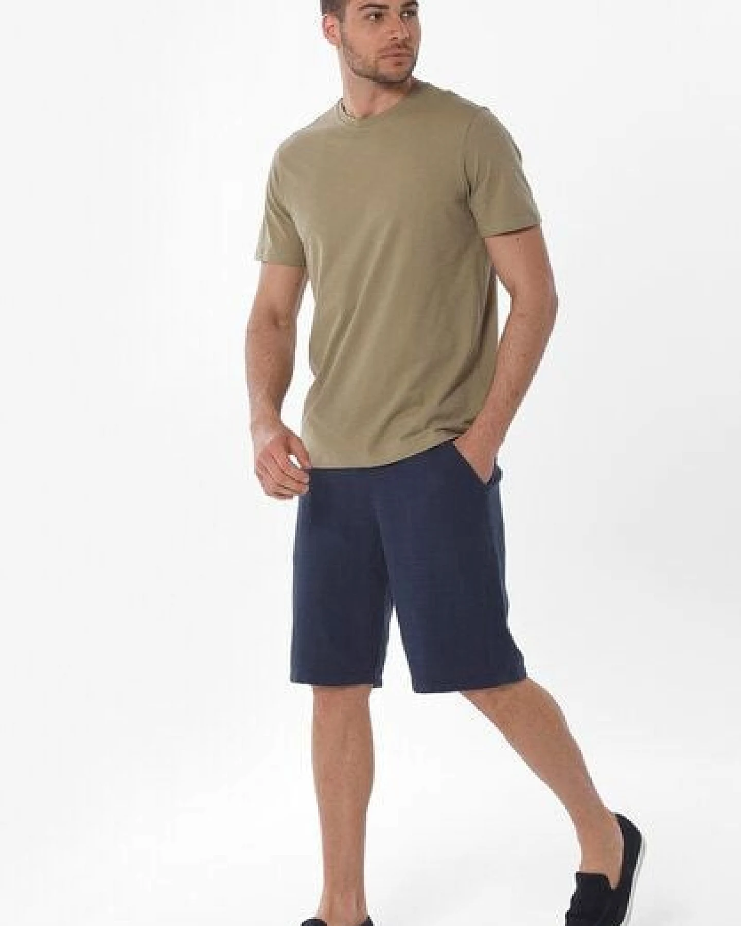 ORGANICATION Shorts aus Bio-Baumwolle und Leinen – Ansicht 2