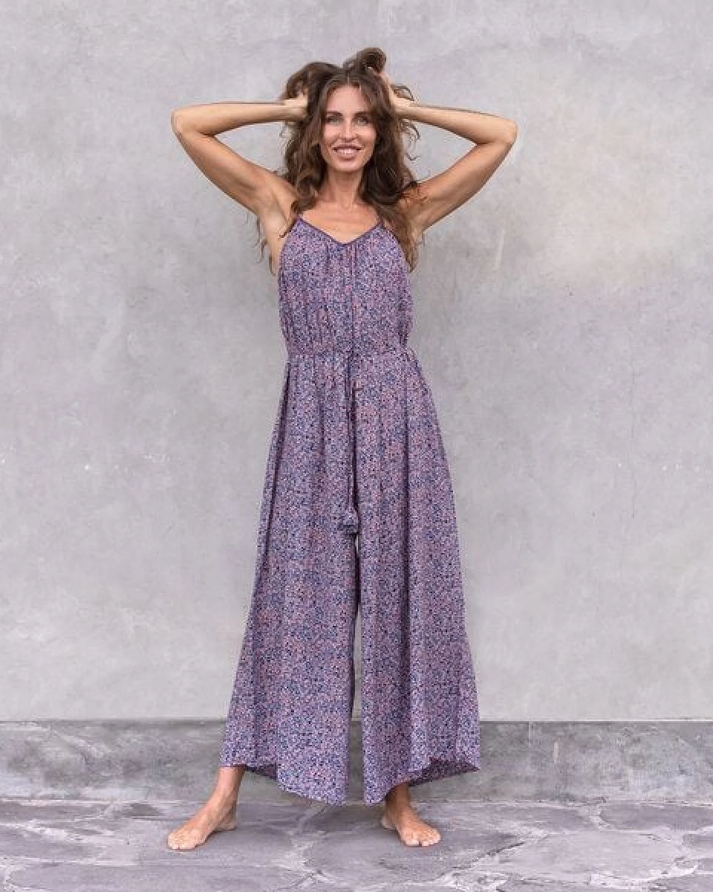 Jaya JASMINE JUMPSUIT BLUEFLOWERS - Damen - lockerer Jumpsuit - One Size – Ansicht 3