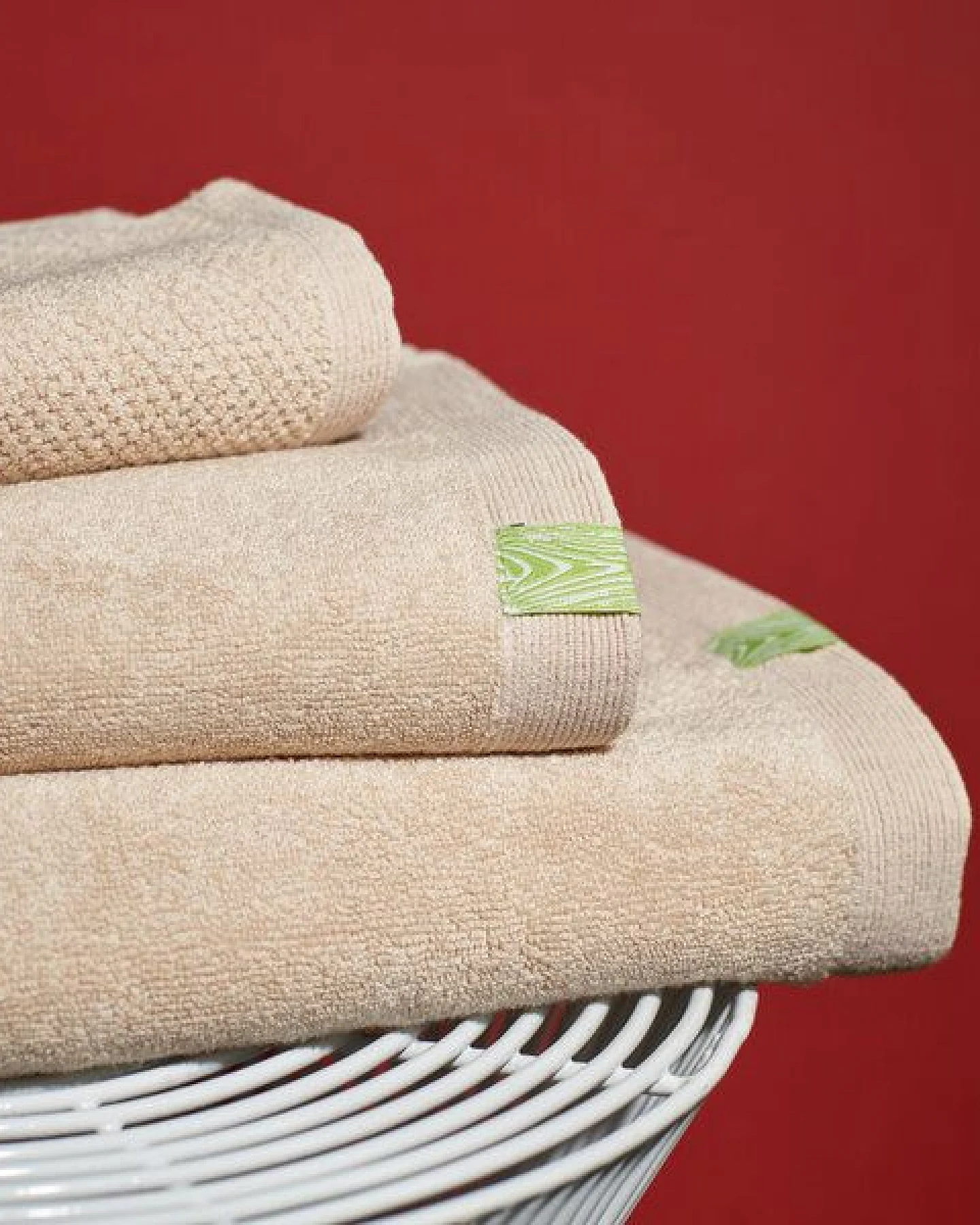 Kushel Towels Klimapositives Gästehandtuch aus Biobaumwolle & TENCEL Modal – Ansicht 2