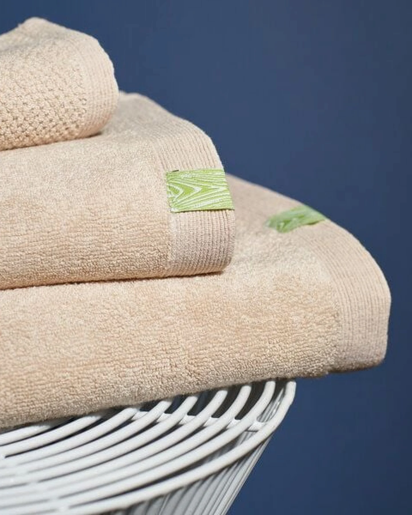 Kushel Towels Klimapositives Gästehandtuch aus Biobaumwolle & TENCEL Modal – Ansicht 3