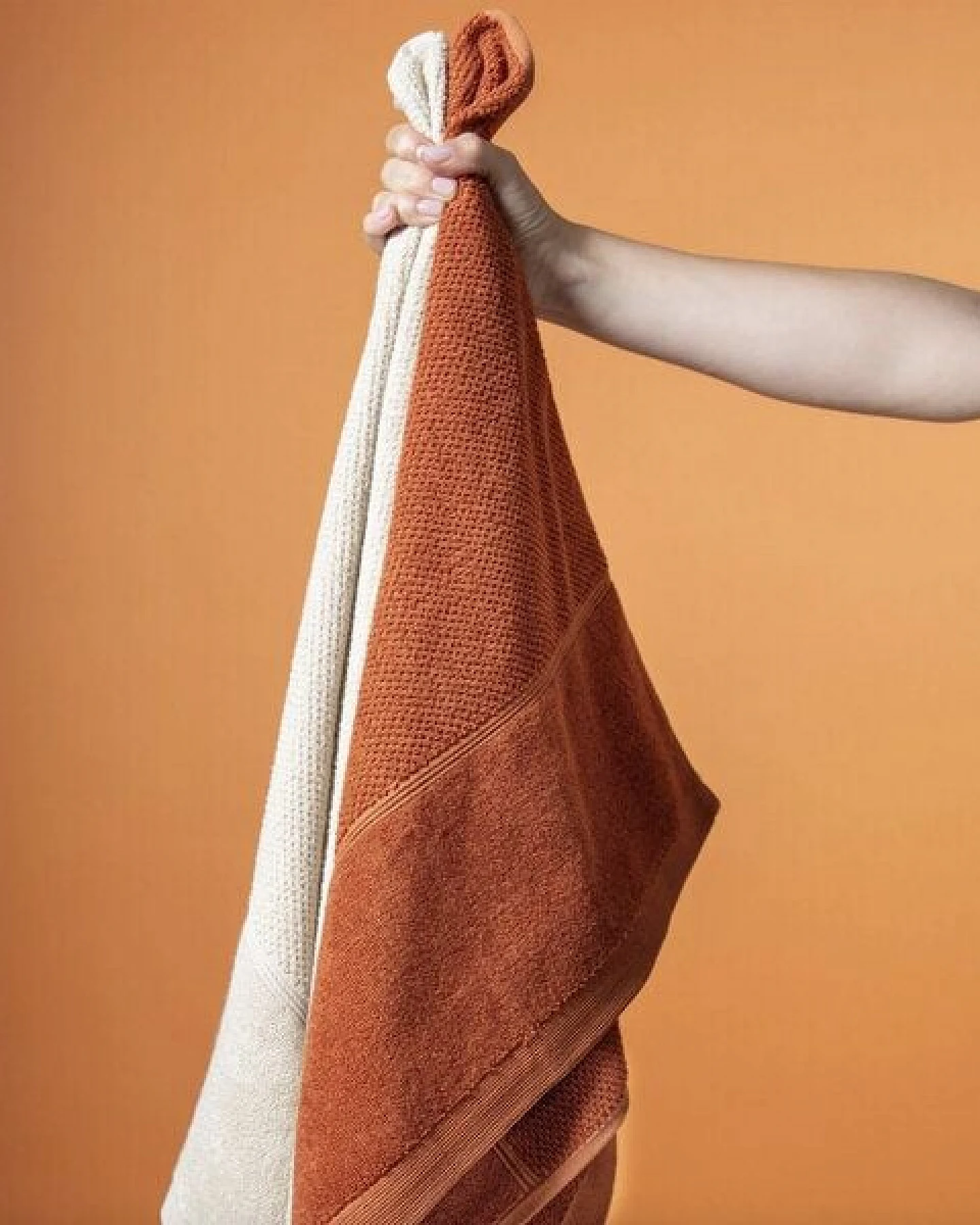 Kushel Towels Klimapositives Gästehandtuch aus Biobaumwolle & TENCEL Modal – Ansicht 4