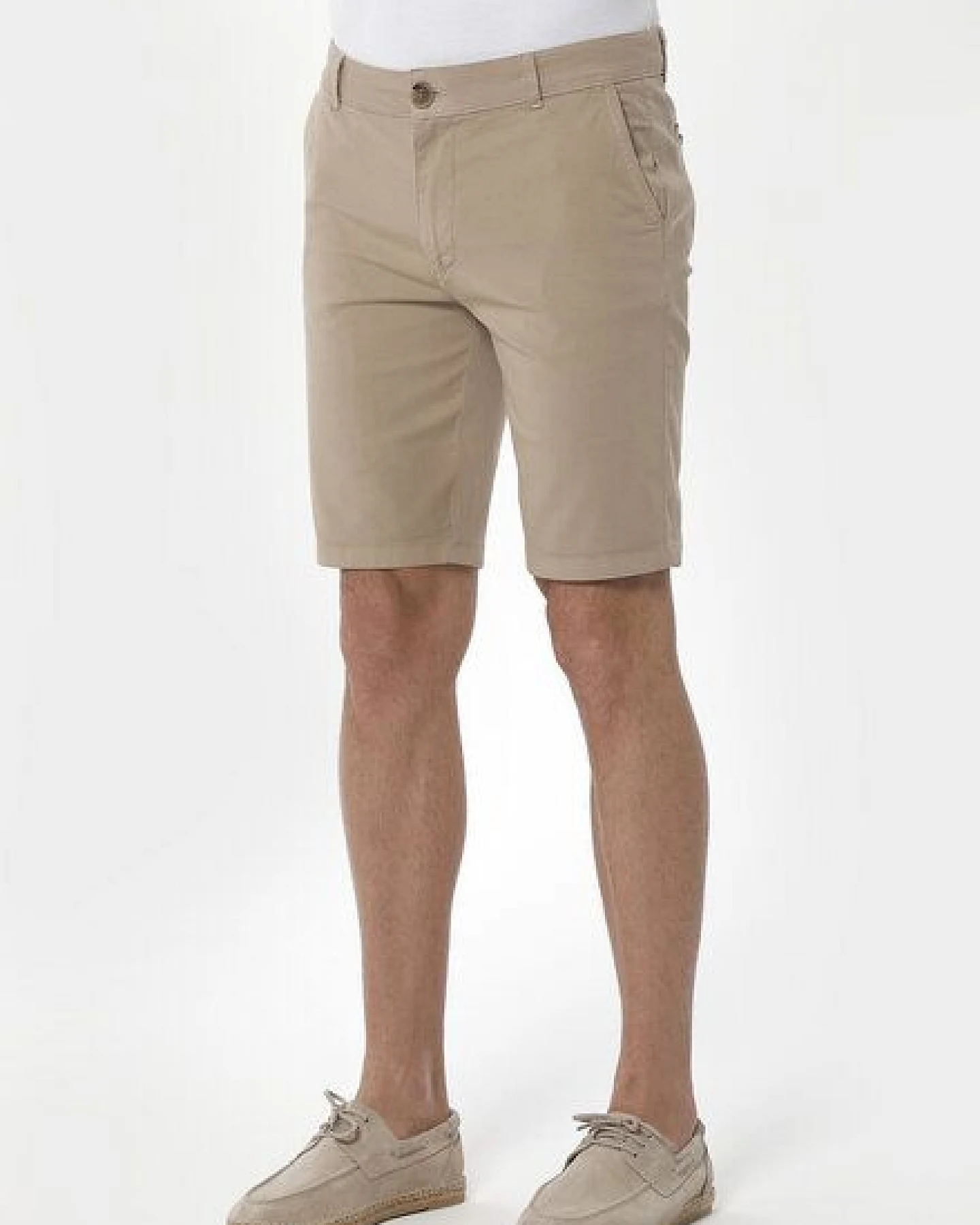 ORGANICATION Slim Chino-Shorts aus Bio-Baumwolle – Ansicht 3
