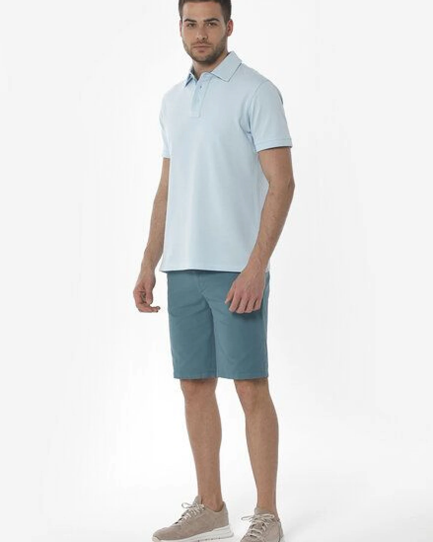 ORGANICATION Slim Chino-Shorts aus Bio-Baumwolle – Ansicht 2