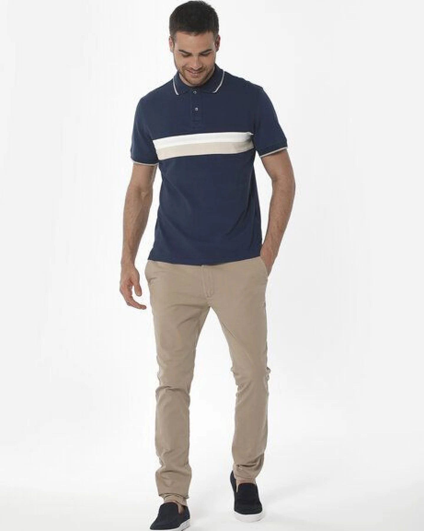 ORGANICATION Slim Chino-Hose aus Bio-Baumwolle – Ansicht 2