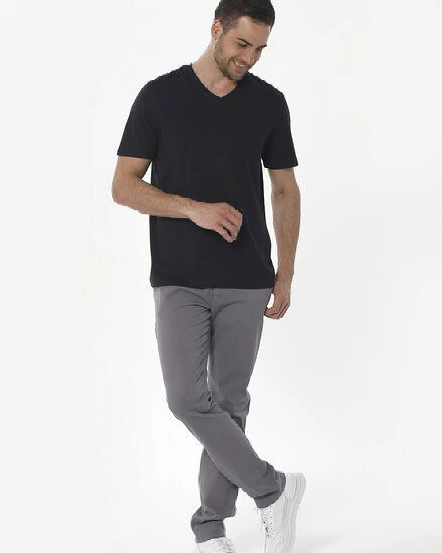 ORGANICATION Chino-Hose aus Bio-Baumwolle – Ansicht 2