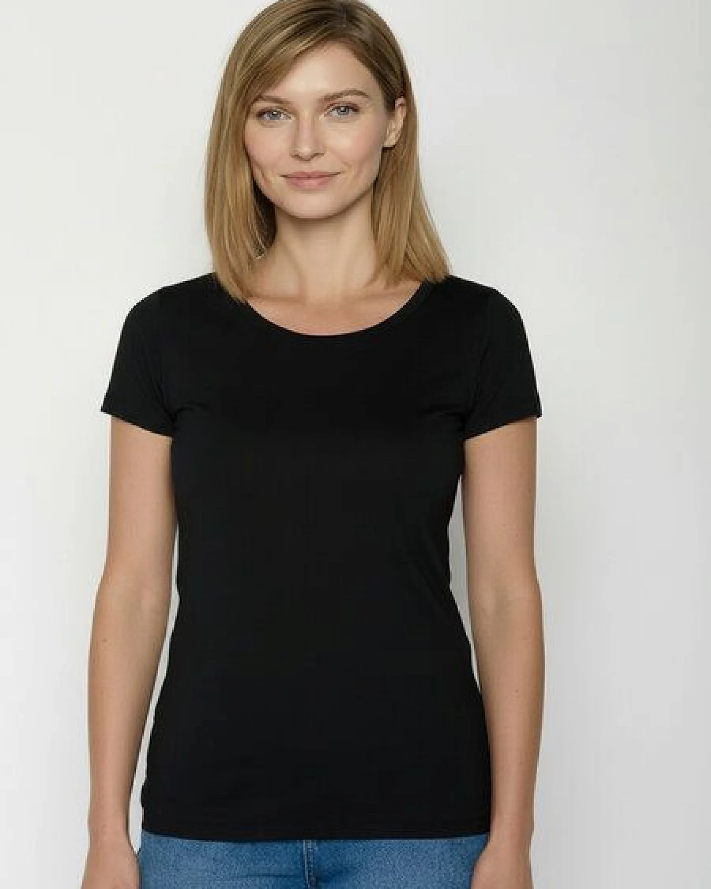 GREENBOMB Basic Loves - Sportliches T-Shirt aus Bio-Baumwolle / GOTS / Fair & Vegan – Ansicht 2