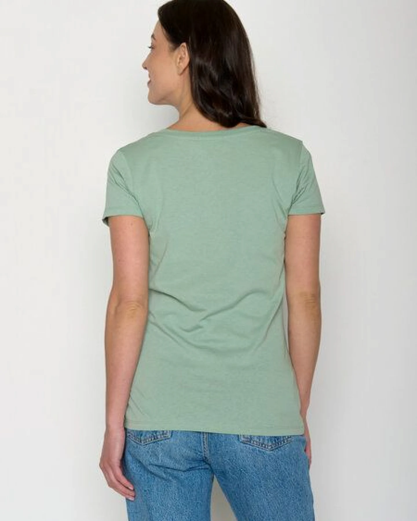 GREENBOMB Basic Loves - Sportliches T-Shirt aus Bio-Baumwolle / GOTS / Fair & Vegan – Ansicht 4