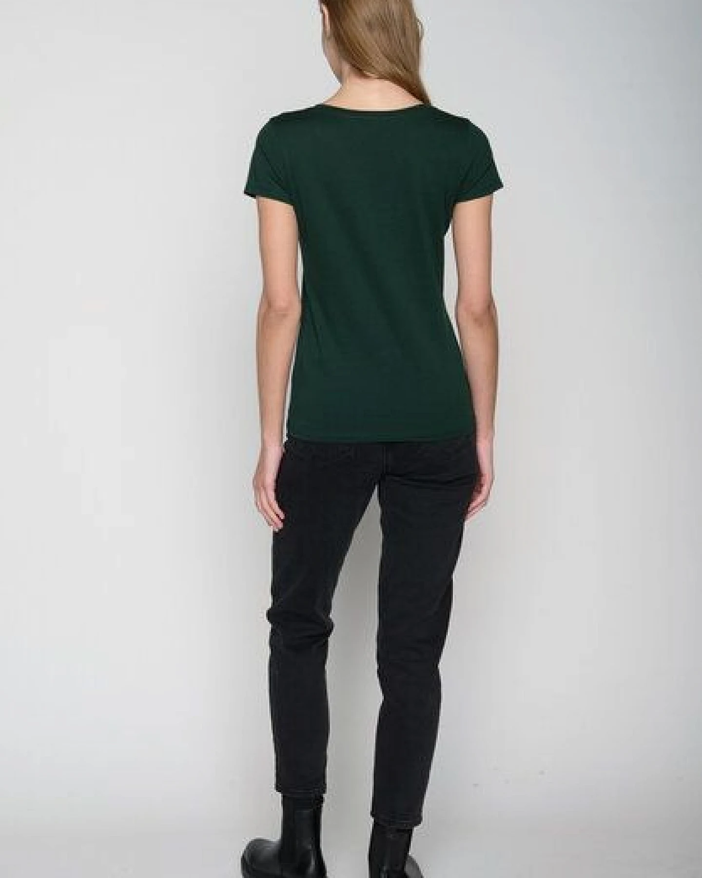 GREENBOMB Basic Loves - Sportliches T-Shirt aus Bio-Baumwolle / GOTS / Fair & Vegan – Ansicht 4
